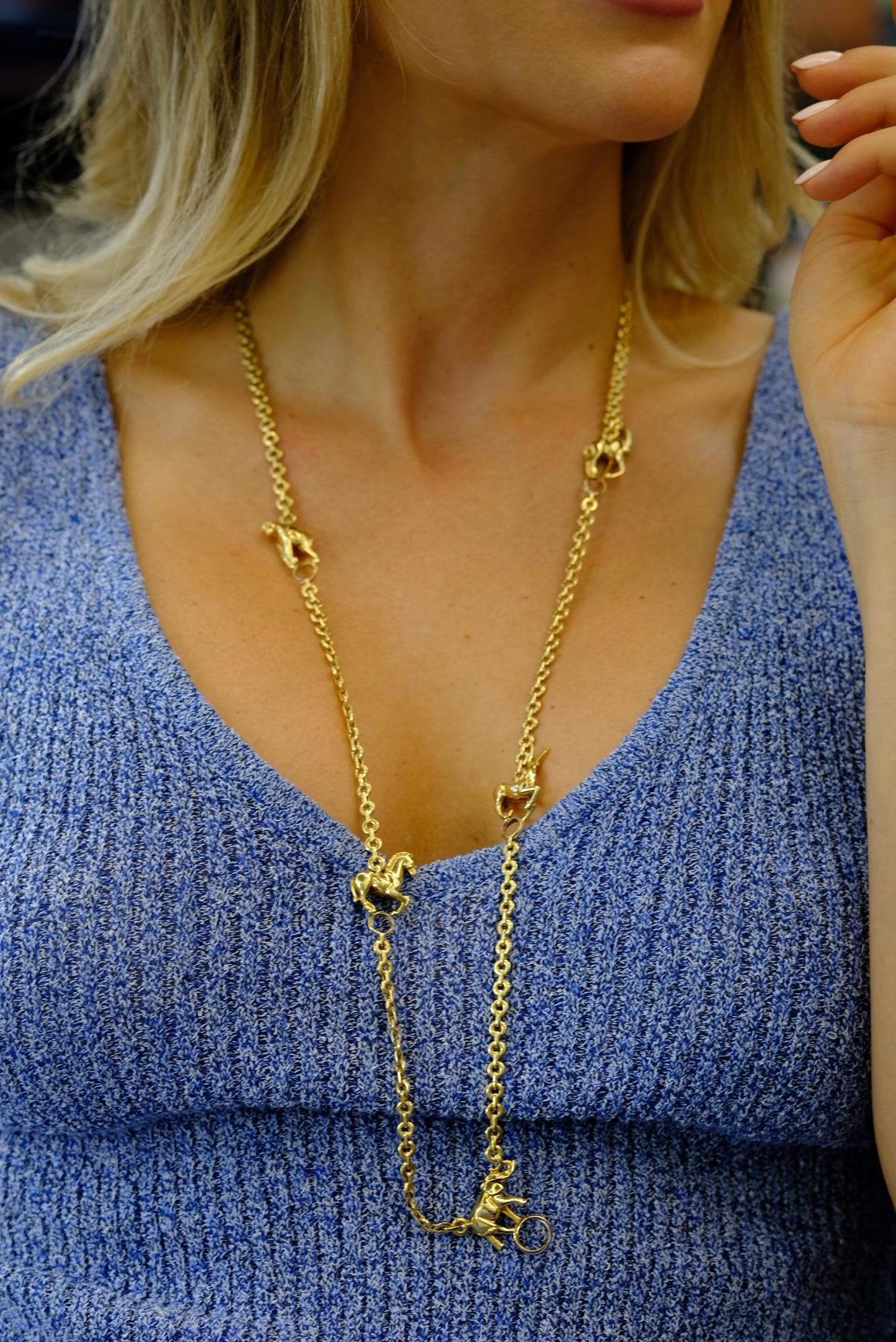 Collier en or jaune 18 cartier avec station animale sur 33 pouces en vente 2