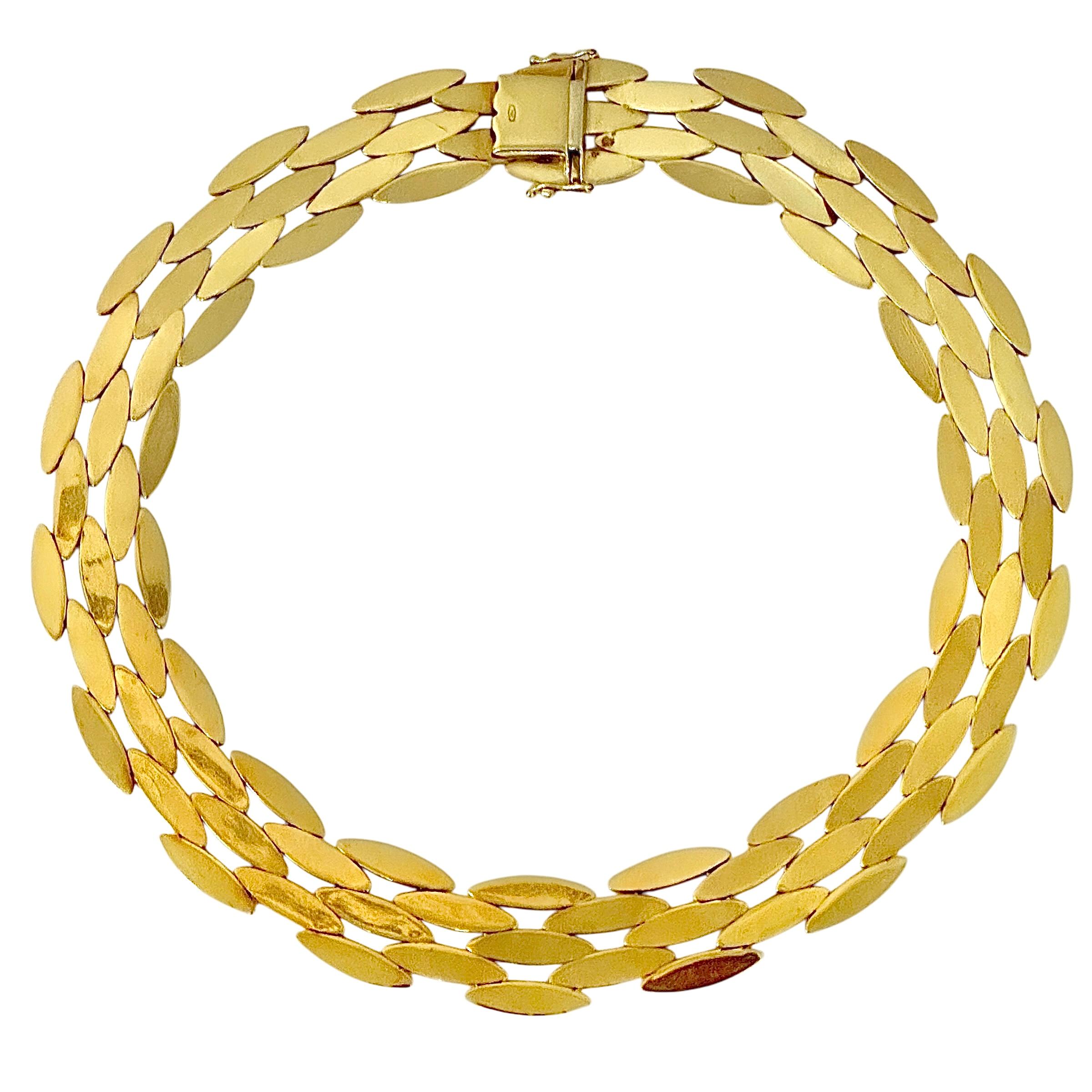 Moderne Collier ras du cou en or jaune 18K 