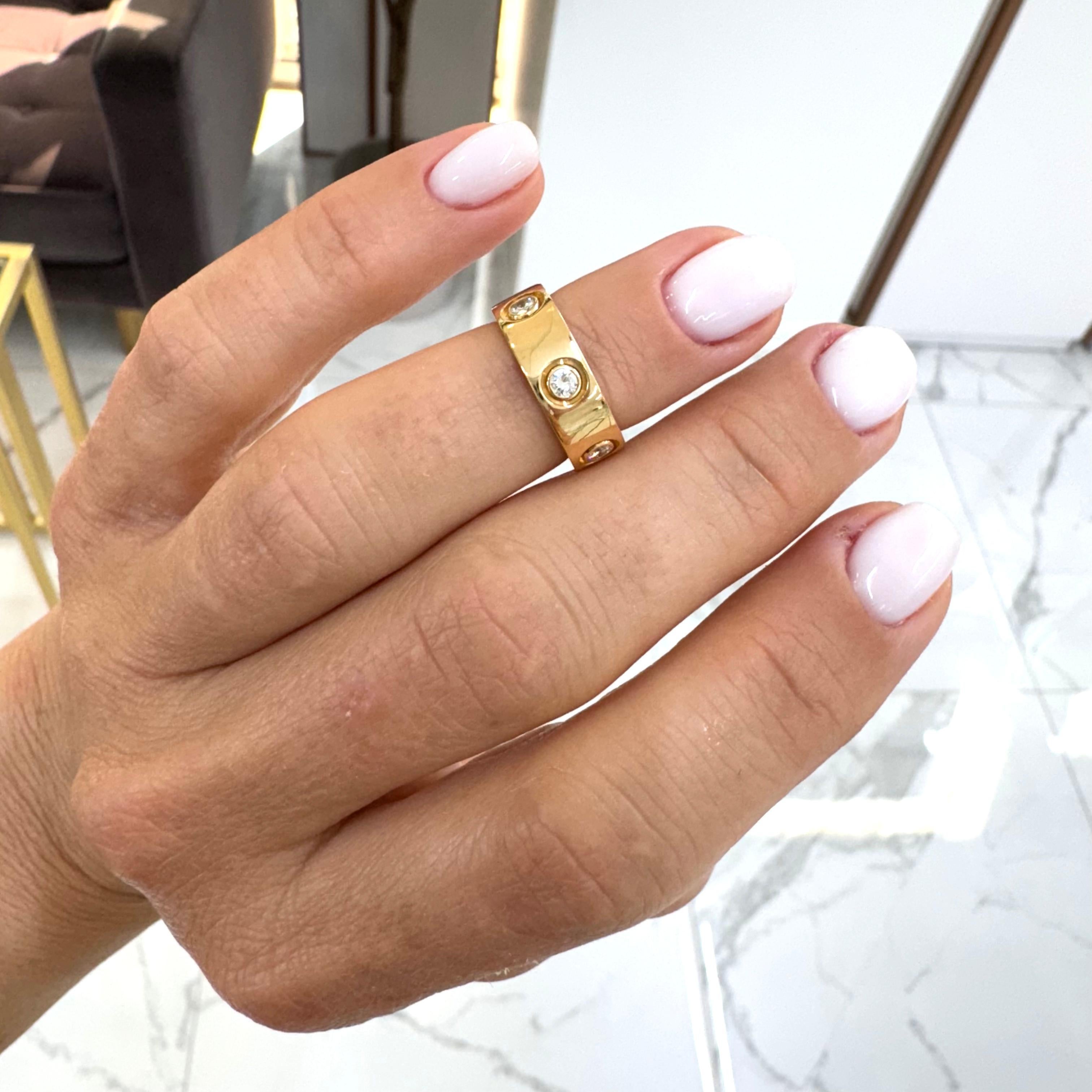 Anillo Cartier de oro amarillo de 18 quilates con 6 diamantes del amor en venta 3