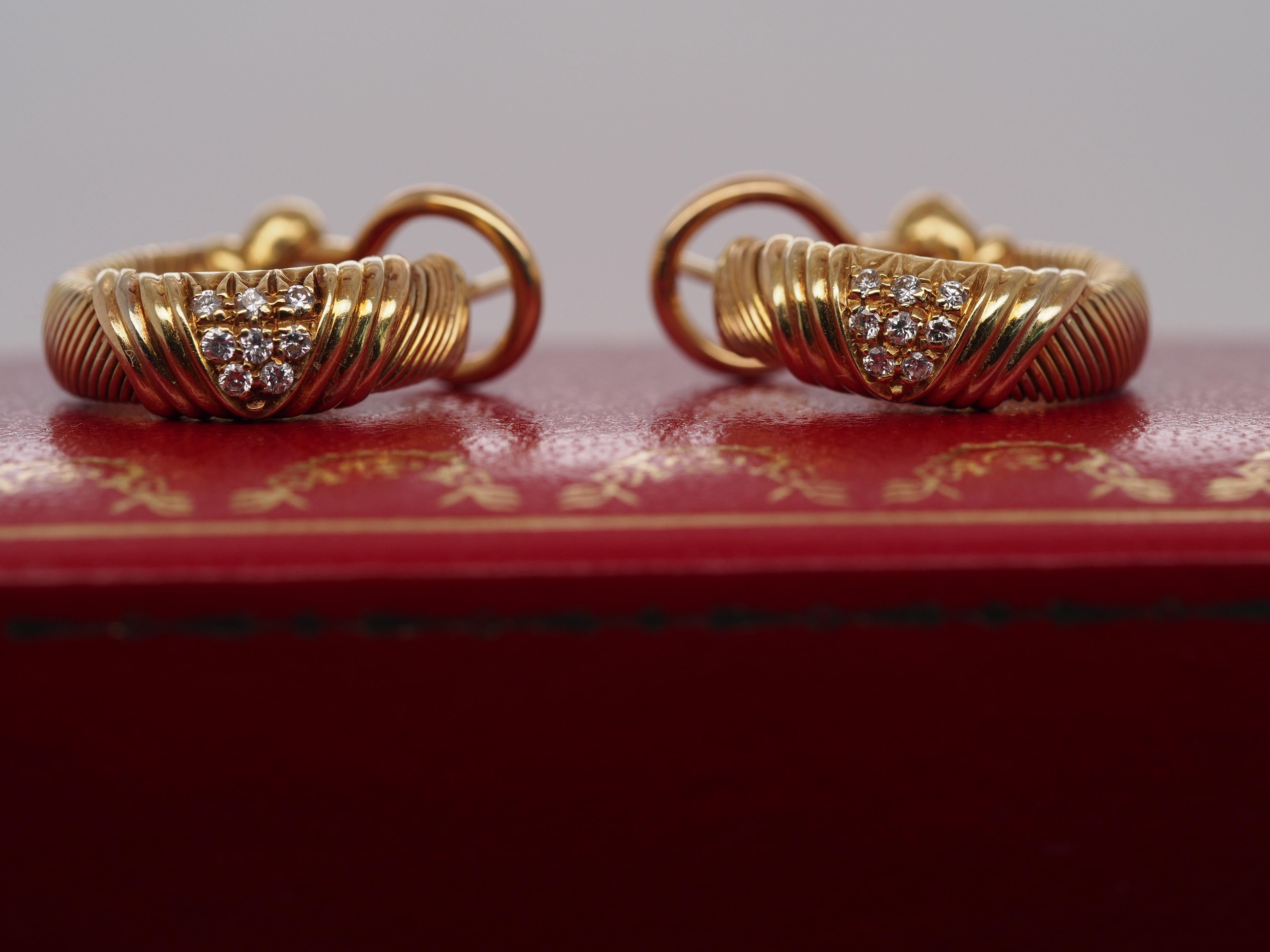 Cartier Boucles d'oreilles en or jaune 18 carats et diamants en vente 4