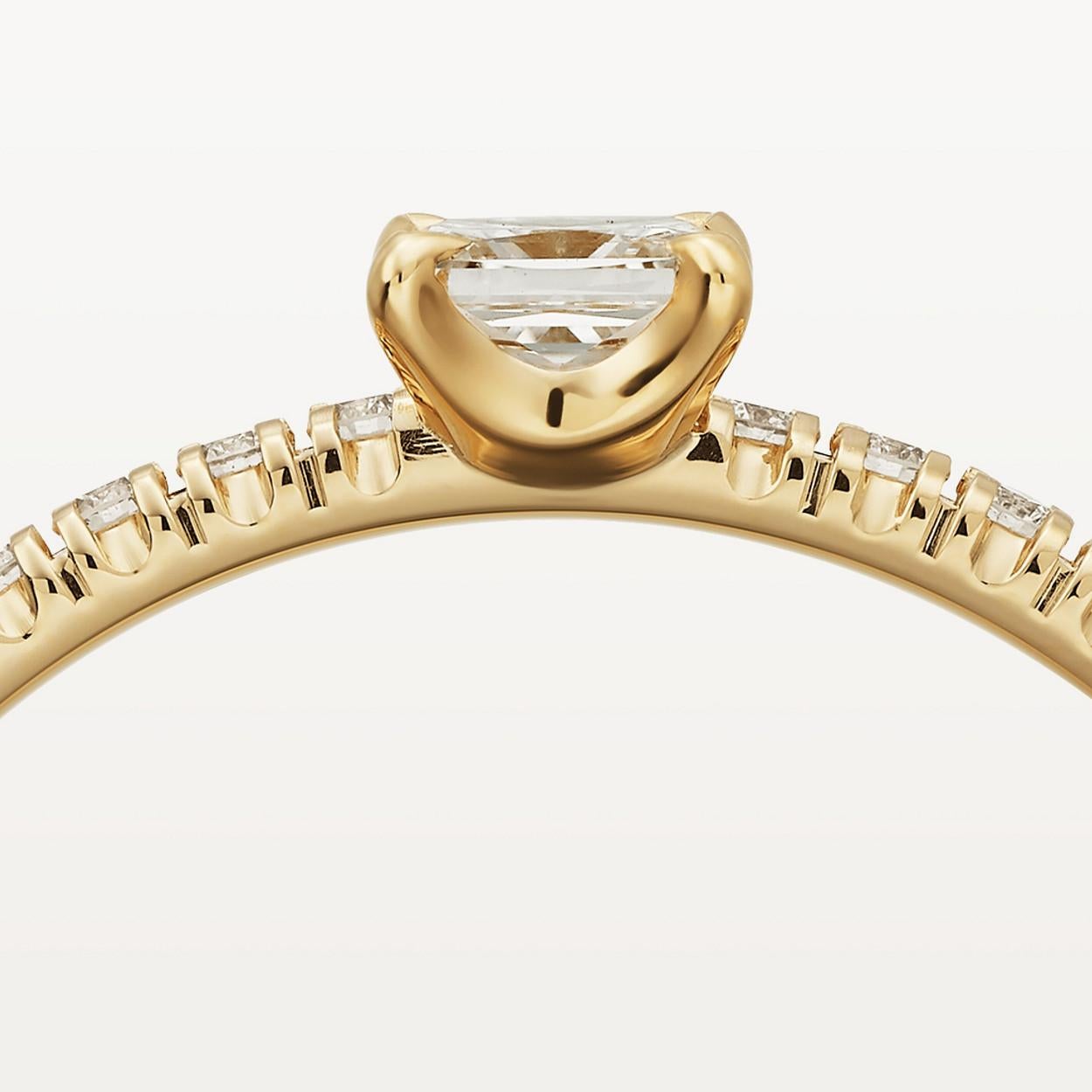 Cartier 18k Yellow Gold & Diamond Engagement Ring w/Box & Papers Etincelle


Here is your chance to purchase a beautiful and highly collectible designer ring.  Truly a great piece at a great price! 

Weight: 1.4 grams
Condition: Great 

Signature: