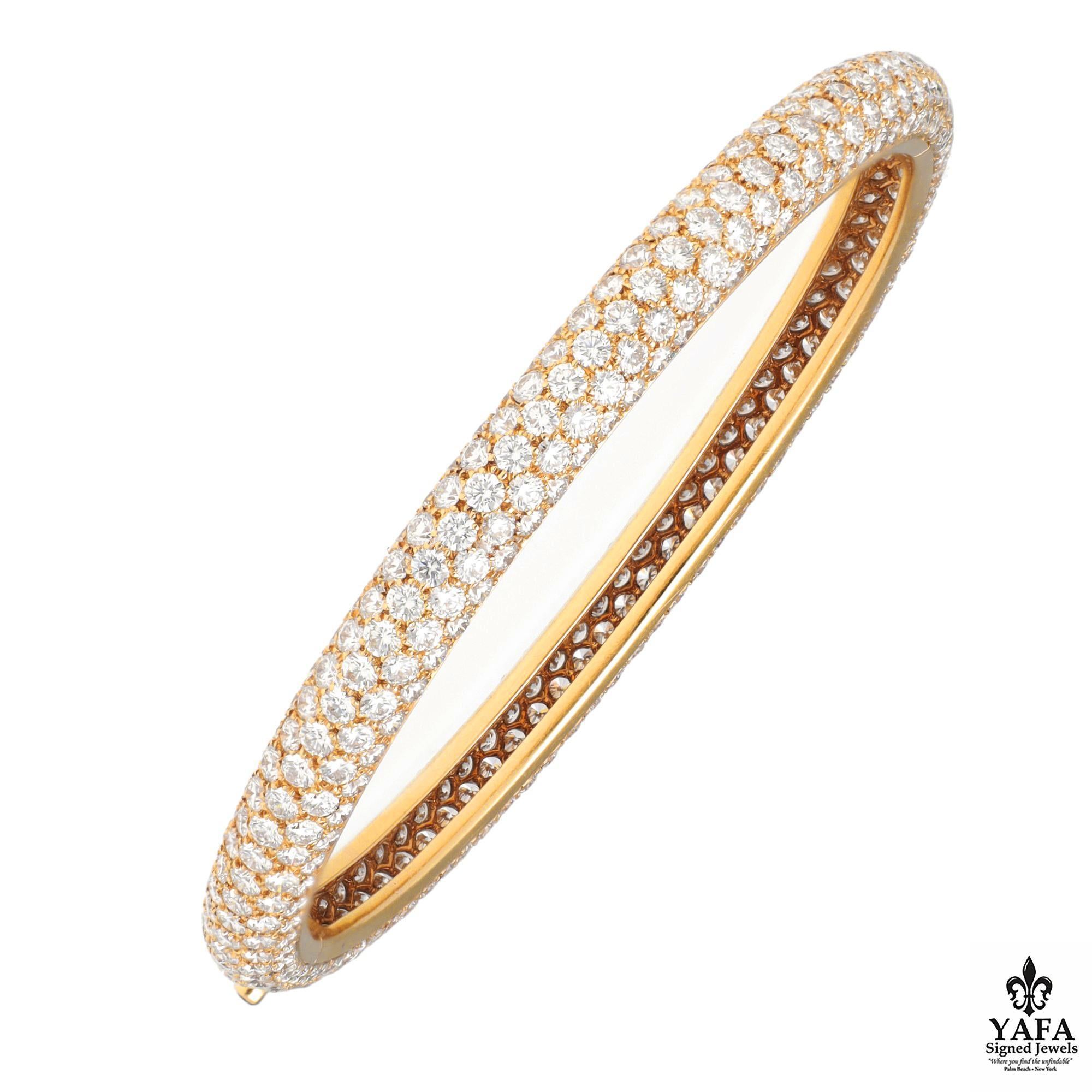 Cartier 18K Yellow Gold Diamond Pave Bangle Bracelet In Excellent Condition For Sale In New York, NY