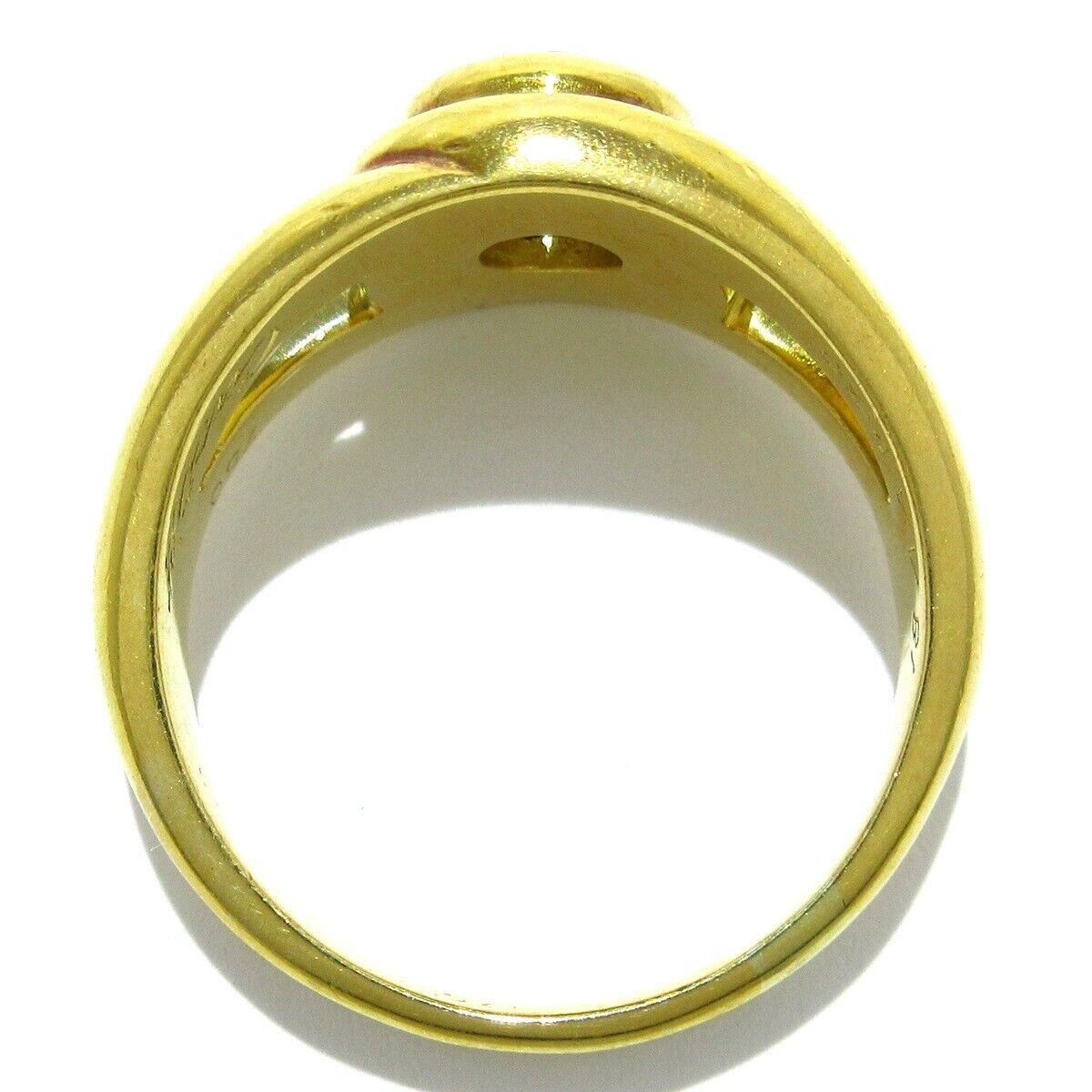 Women's or Men's CARTIER 18k Yellow Gold & Diamond Solitaire Ring Vintage 1970s European Rare For Sale