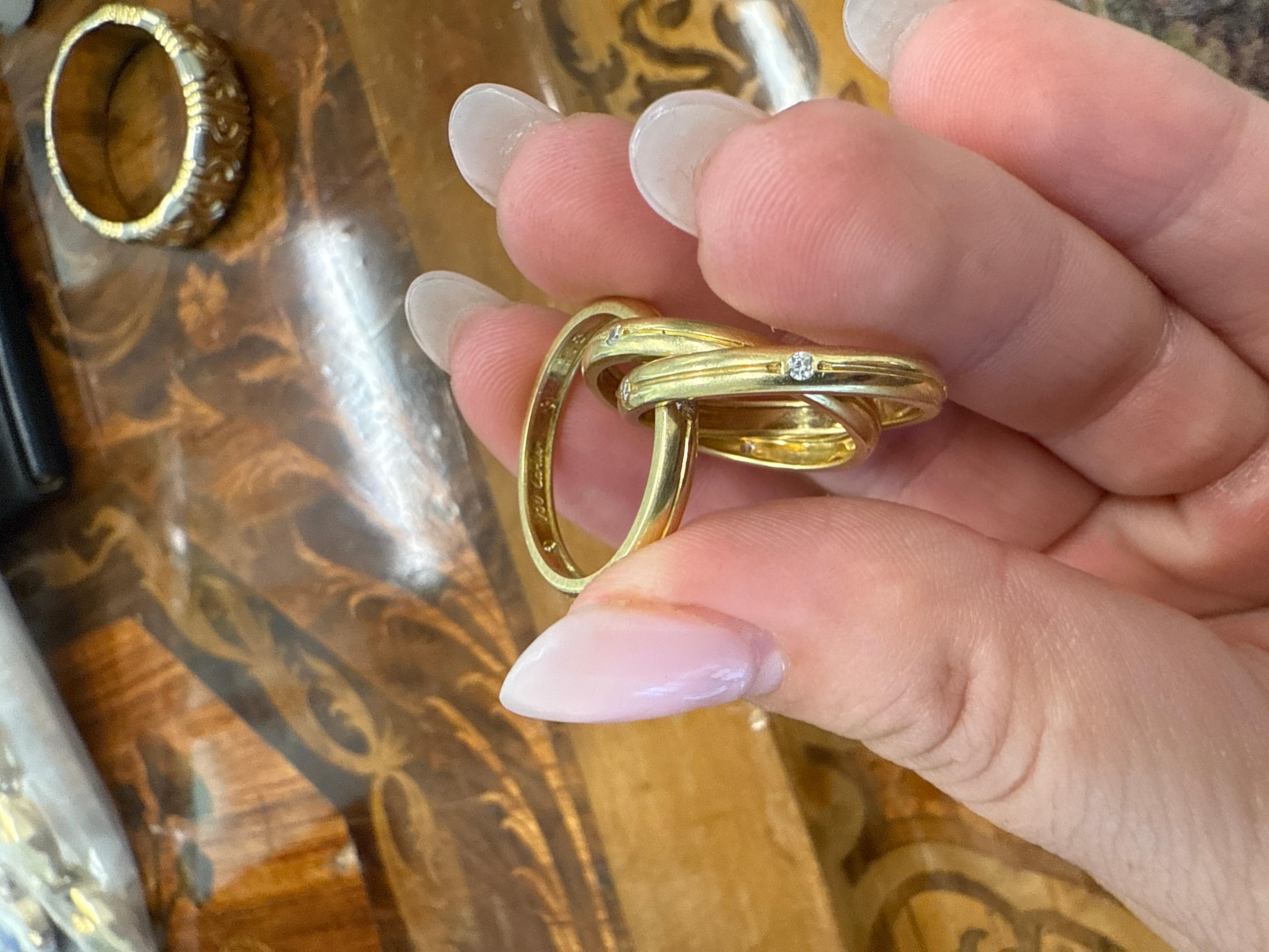 CARTIER Or jaune 18k et diamants TRINITY COLLECTION Bagues roulantes / Rings 1980 Unisexe en vente