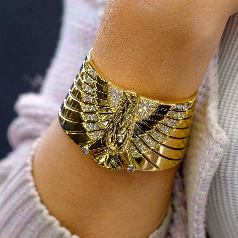 Women's Cartier 18K Yellow Gold Egyptian Horus Falcon Bracelet For Sale