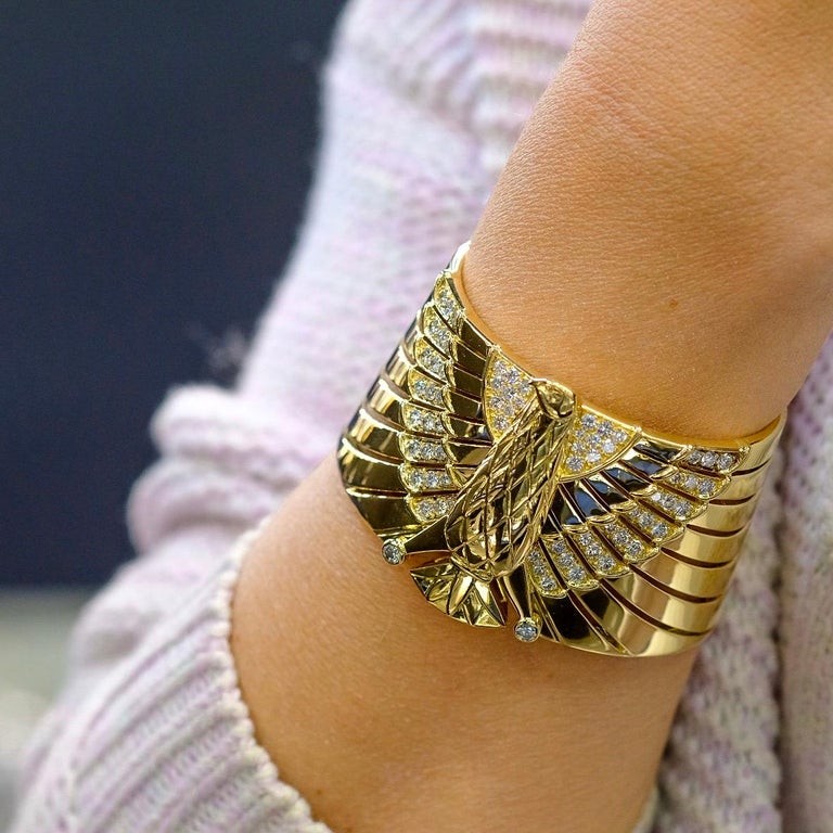 Cartier 18K Yellow Gold Egyptian Horus Falcon Bracelet For Sale 2