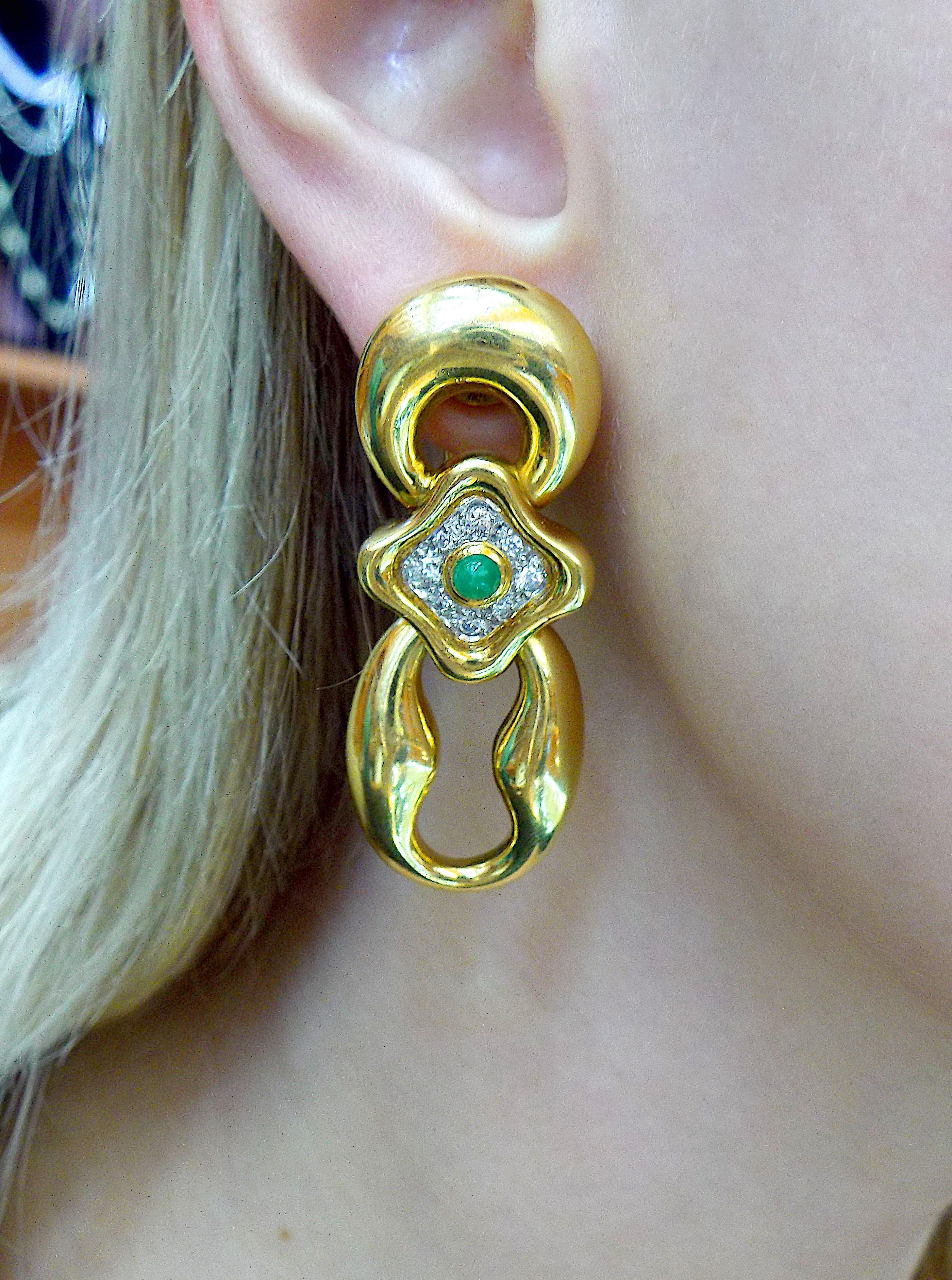Cartier 18K Yellow Gold Emerald Diamond Earclips In Good Condition In New York, NY