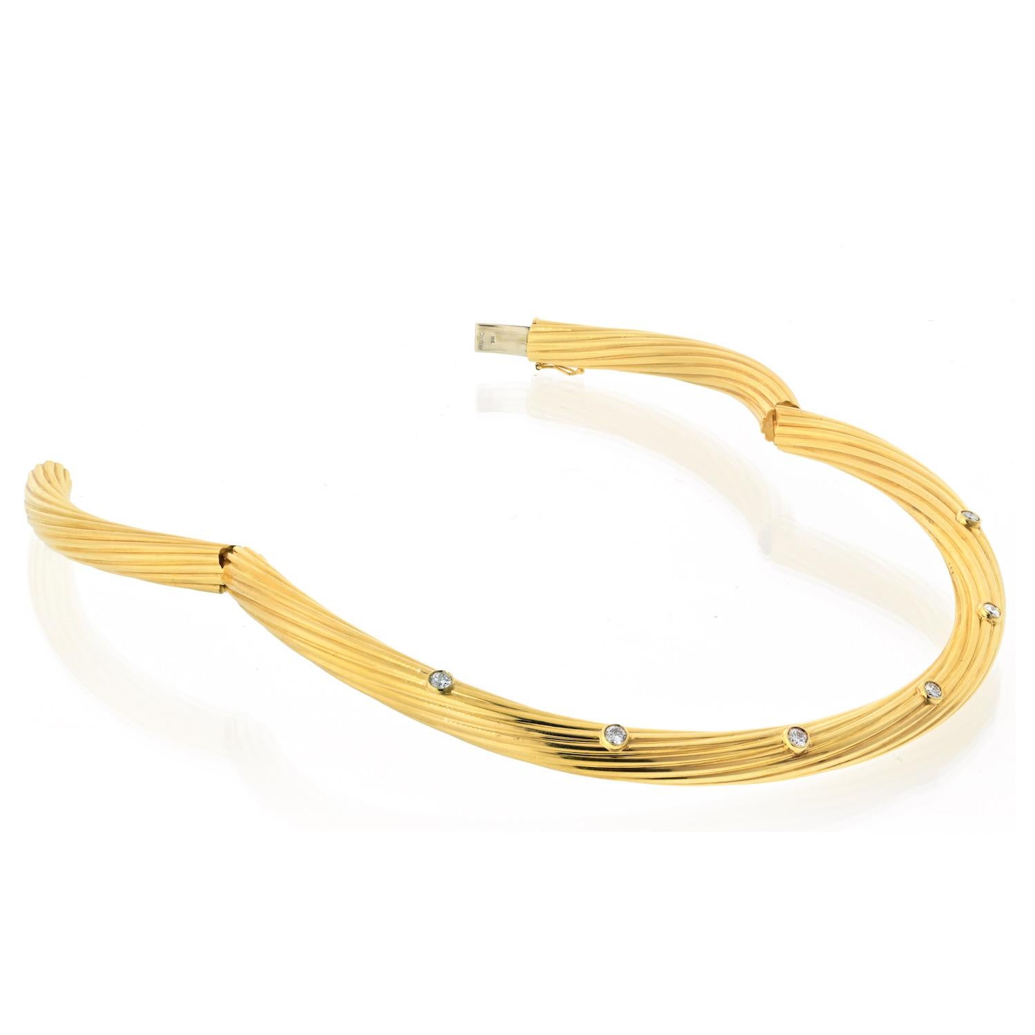 Modern Cartier 18K Yellow Gold Fluted Twist Diamond Choker Necklace For Sale