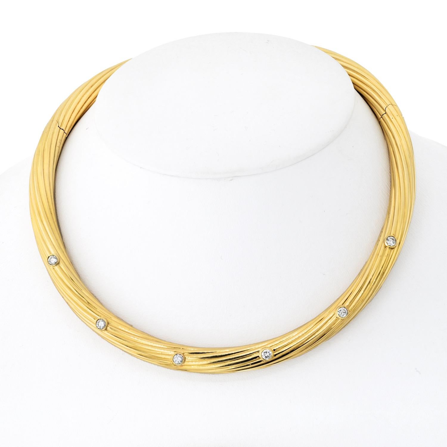 Round Cut Cartier 18K Yellow Gold Fluted Twist Diamond Choker Necklace For Sale