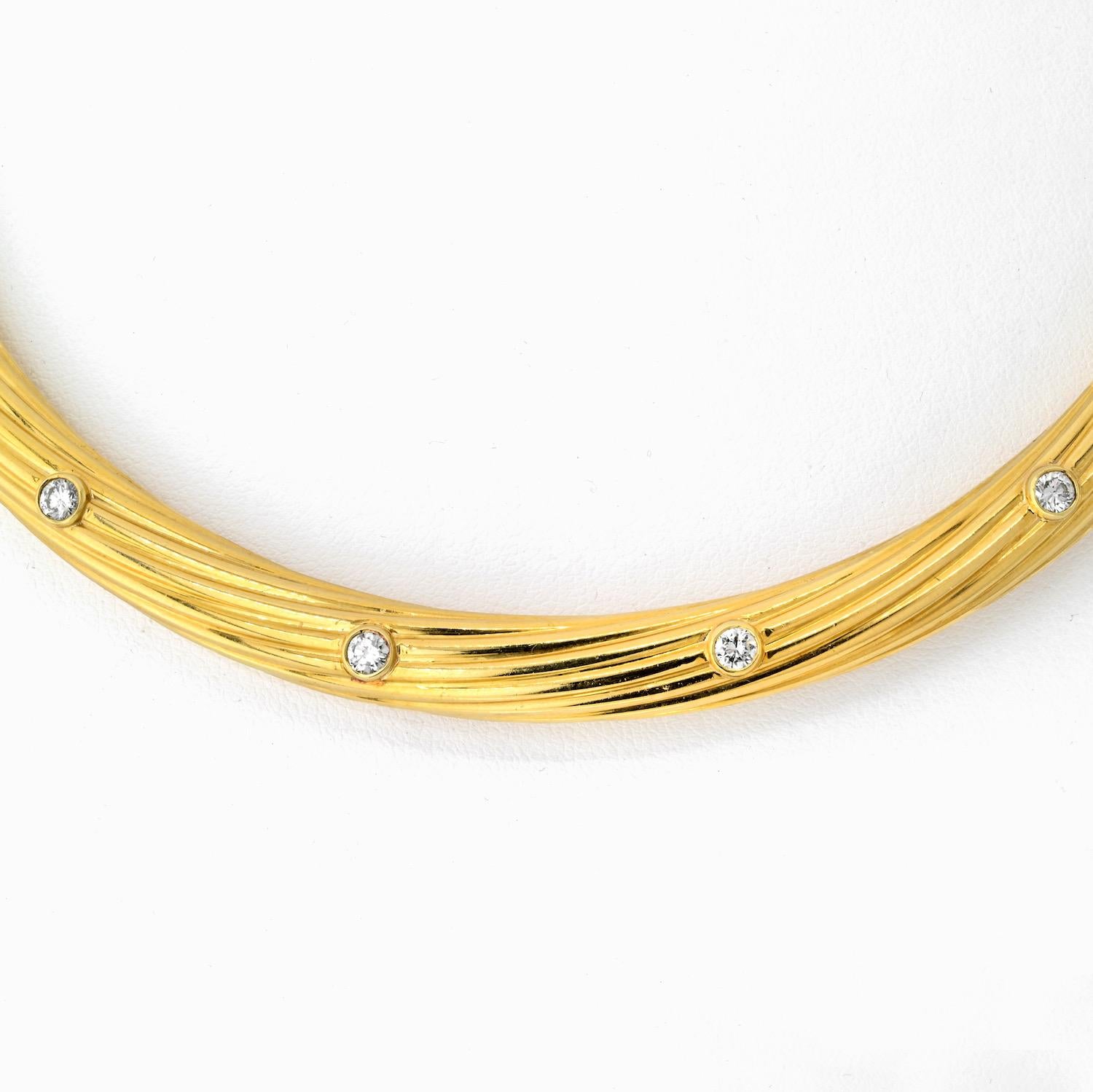 Women's Cartier 18K Yellow Gold Fluted Twist Diamond Choker Necklace For Sale