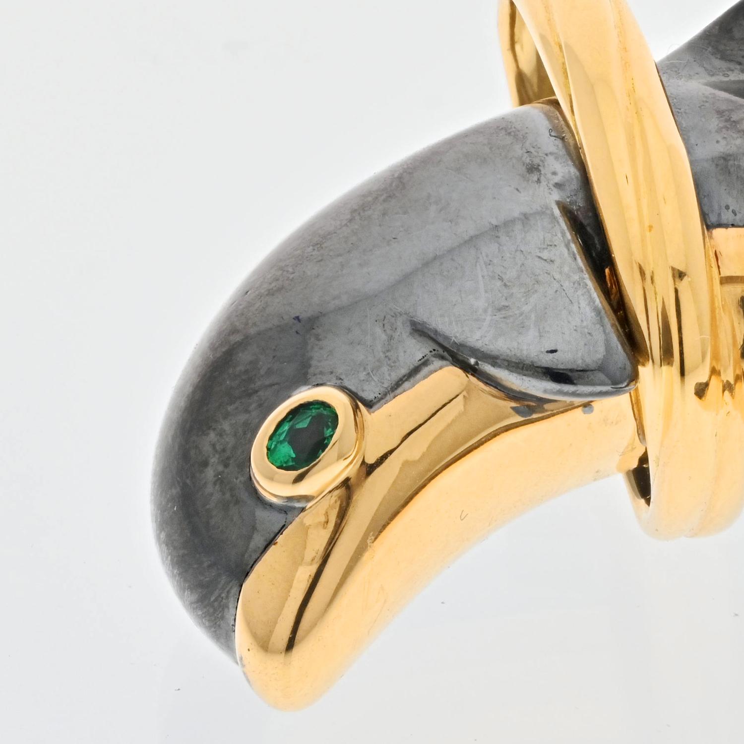 Cartier 18 Karat Gelbgold Hämatit Delphin Spartacus Kette Anhänger im Angebot 8