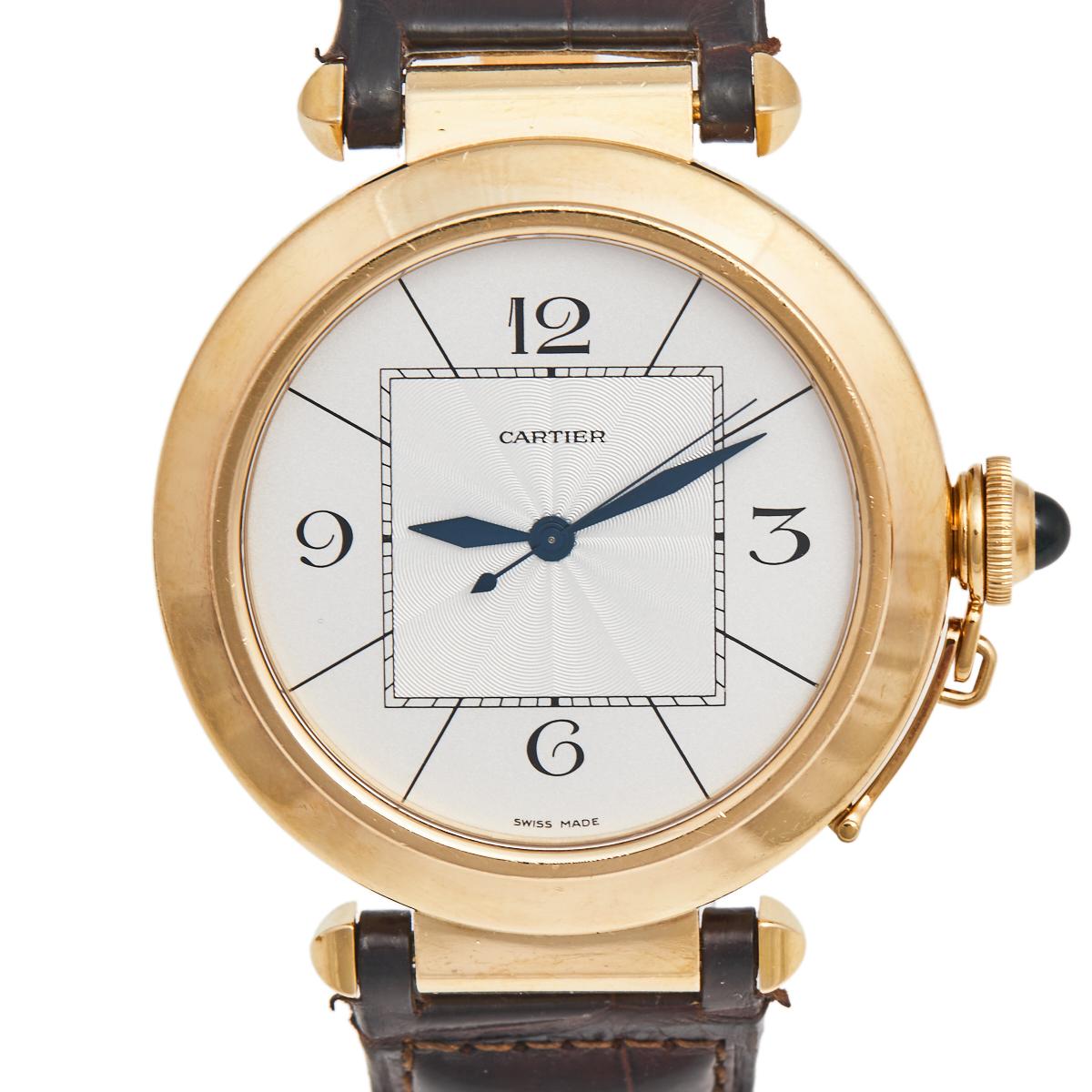 Contemporary Cartier 18k Yellow Gold Leather Pasha Jumbo W3018651 Men's Wristwatch 42 mm