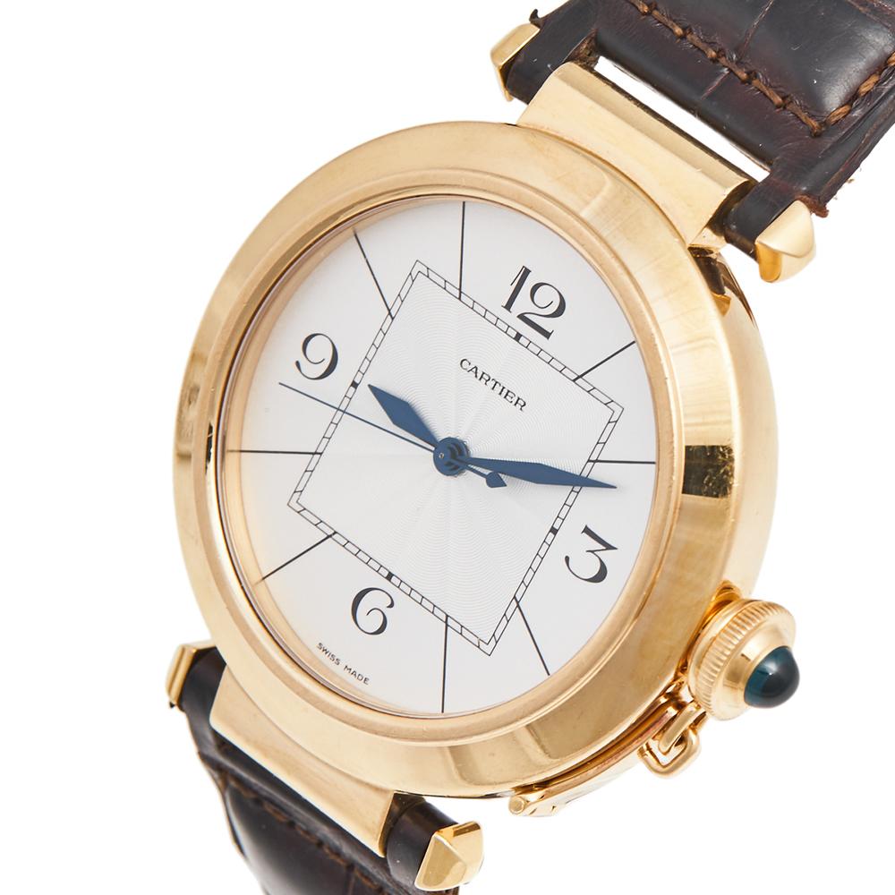 Cartier 18k Yellow Gold Leather Pasha Jumbo W3018651 Men's Wristwatch 42 mm In Good Condition In Dubai, Al Qouz 2
