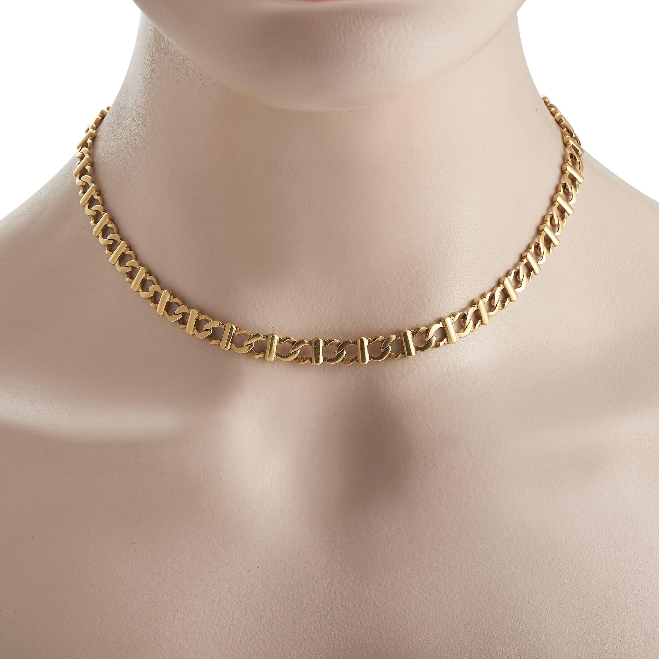 Despite its simplicity, this Cartier link necklace will continually make a statement. This piece measures 16” long and includes a series of links made from opulent 18K yellow gold.

This jewelry piece is offered in estate condition and includes a