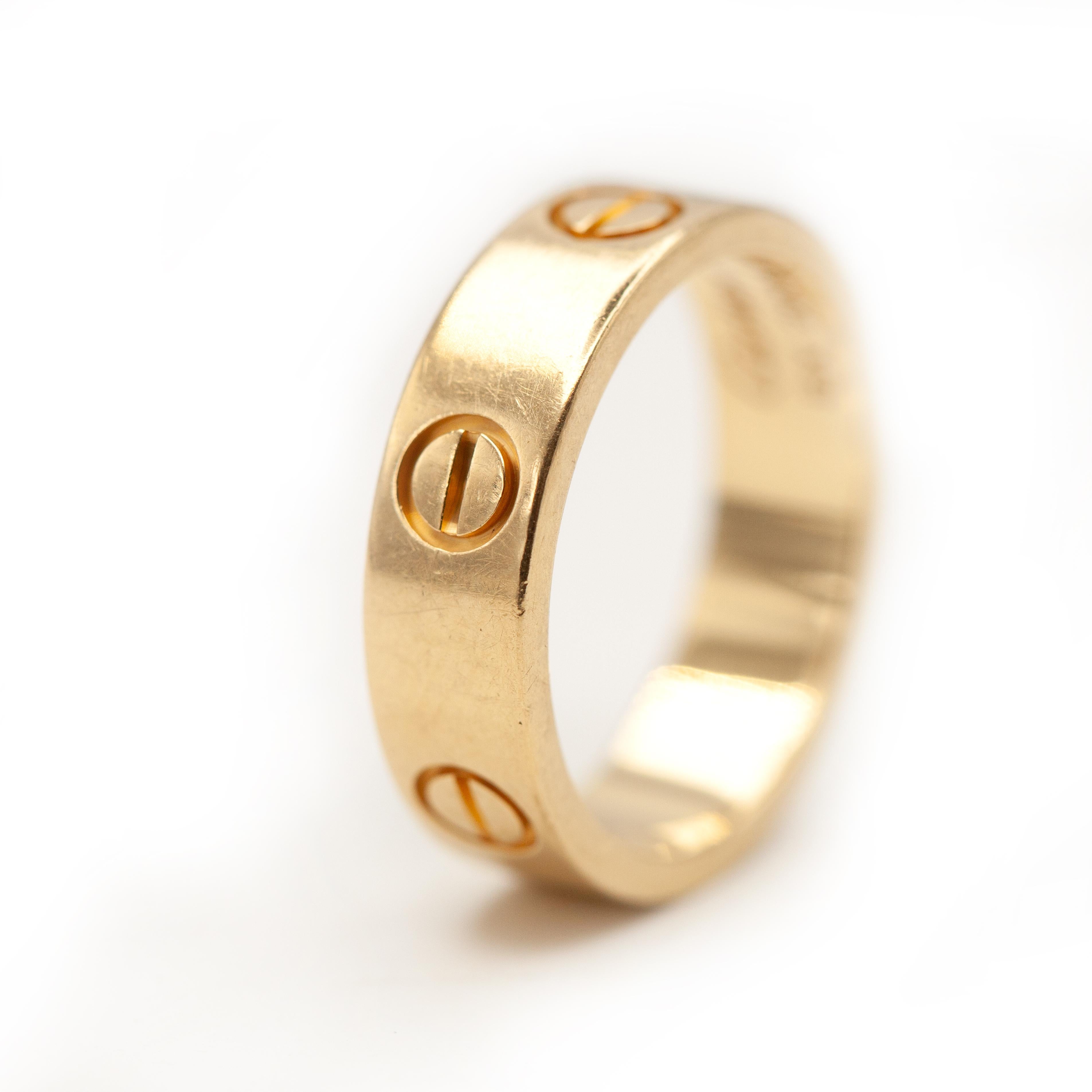 Cartier 18K Yellow Gold Love Ring (Moderne) im Angebot