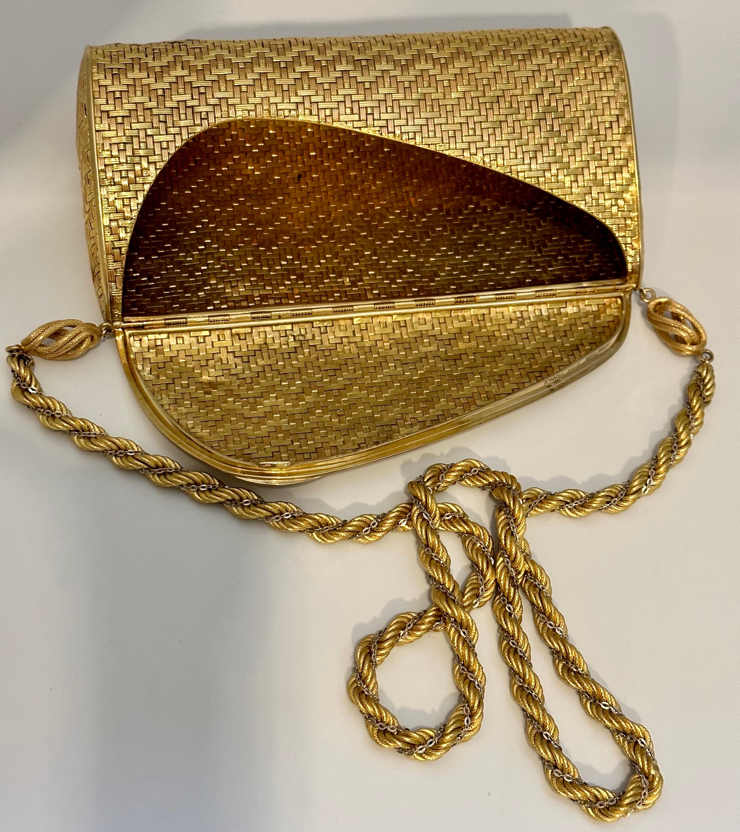 Cartier 18k Yellow Gold Mesh Purse Handbag with Shoulder Chain Rare 401 Gm For Sale 1