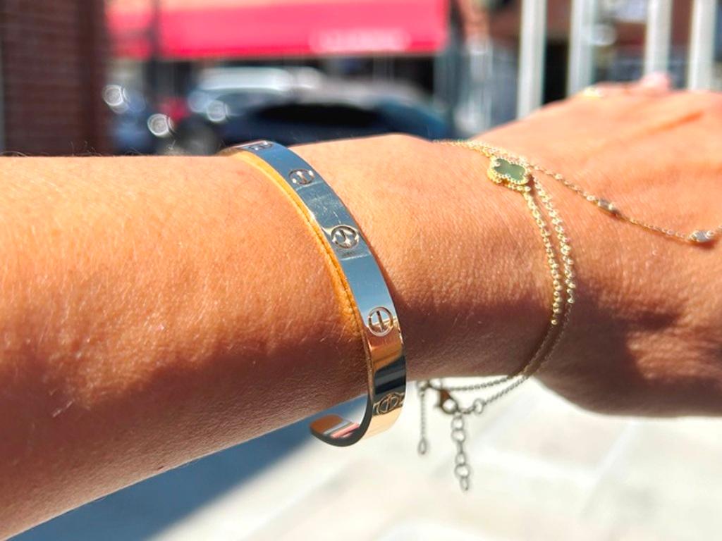 Women's or Men's Cartier 18K Yellow Gold Open-Cuff Love Bracelet Classic Model