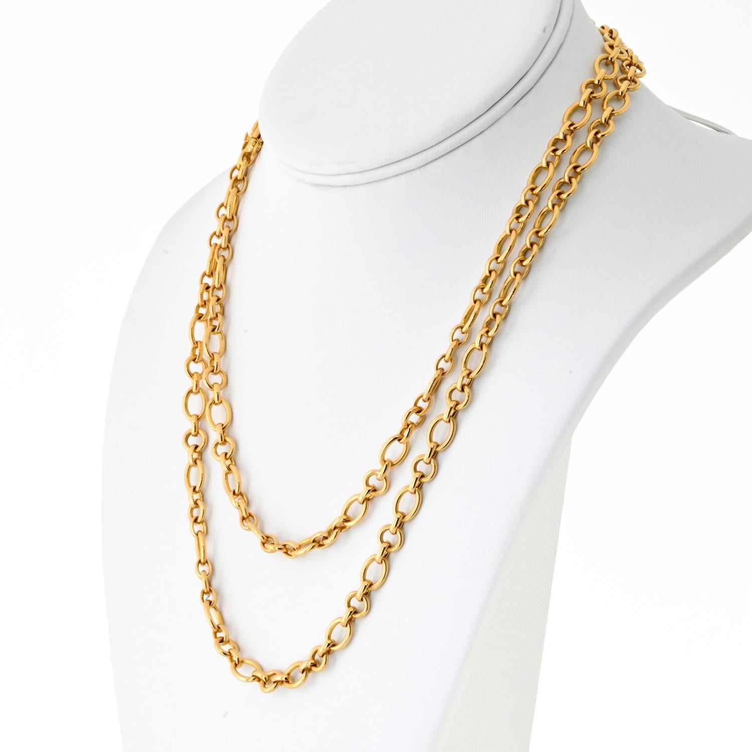 Cartier 18K Yellow Gold Oval And Round 36 Inch Chain In Excellent Condition For Sale In New York, NY