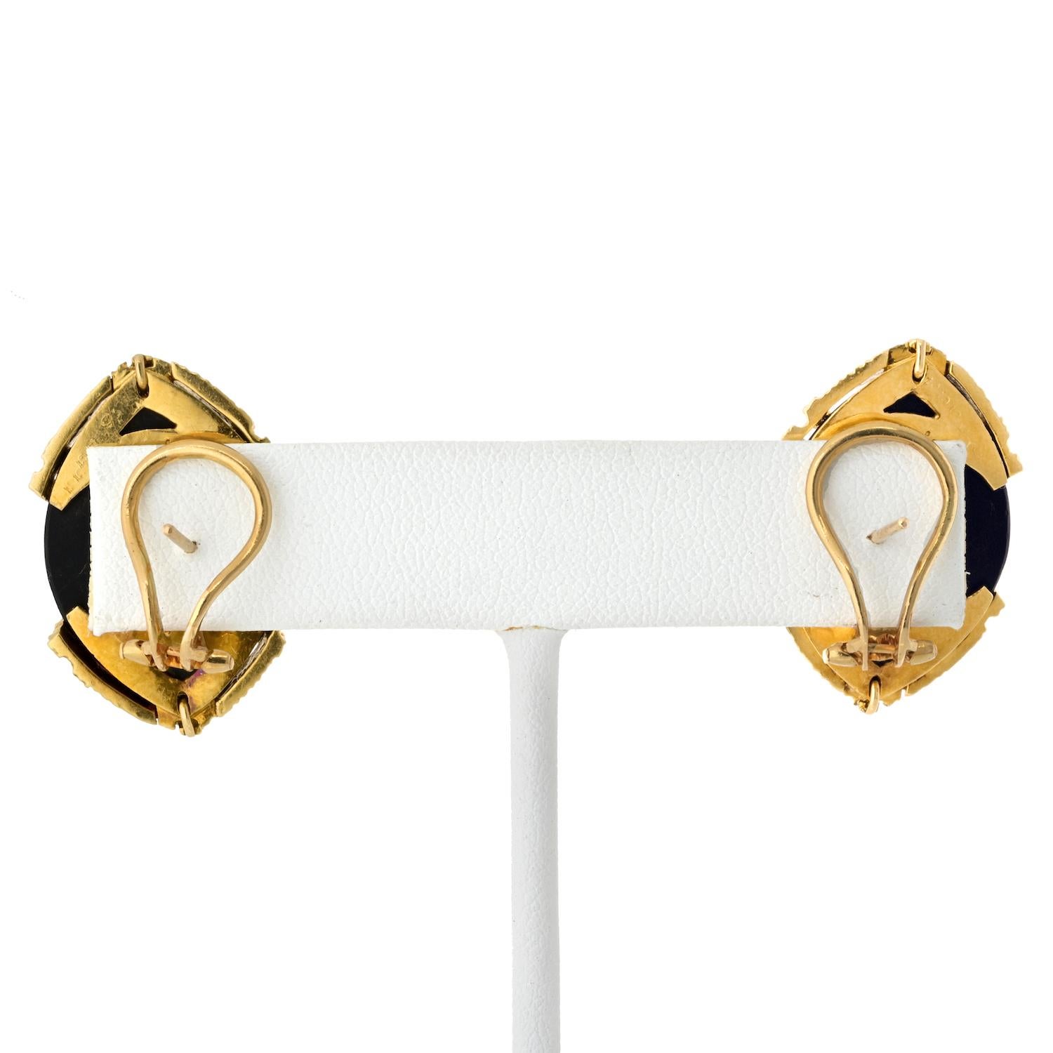 Women's Cartier 18K Yellow Gold Oval Cabochon Cut Jade Earrings  For Sale