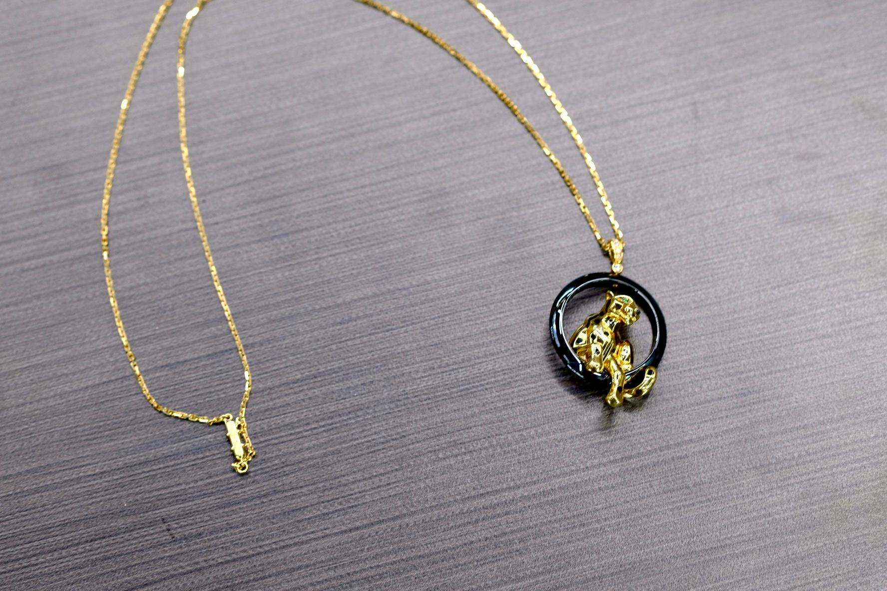 Modern Cartier 18K Yellow Gold Panthere On A Black Ceramic Chain Necklace For Sale