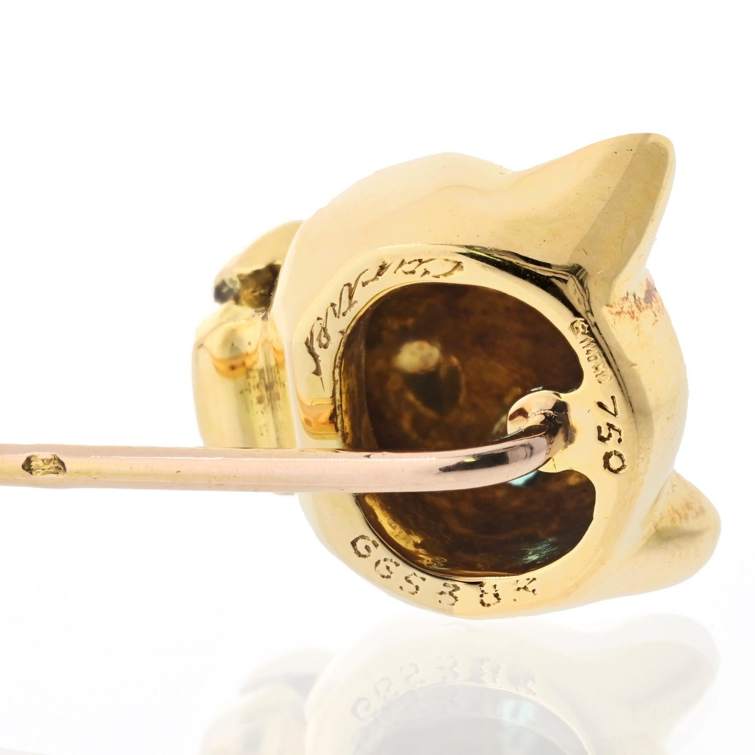 Round Cut Cartier 18k Yellow Gold Panthere Tie Pin Brooch For Sale