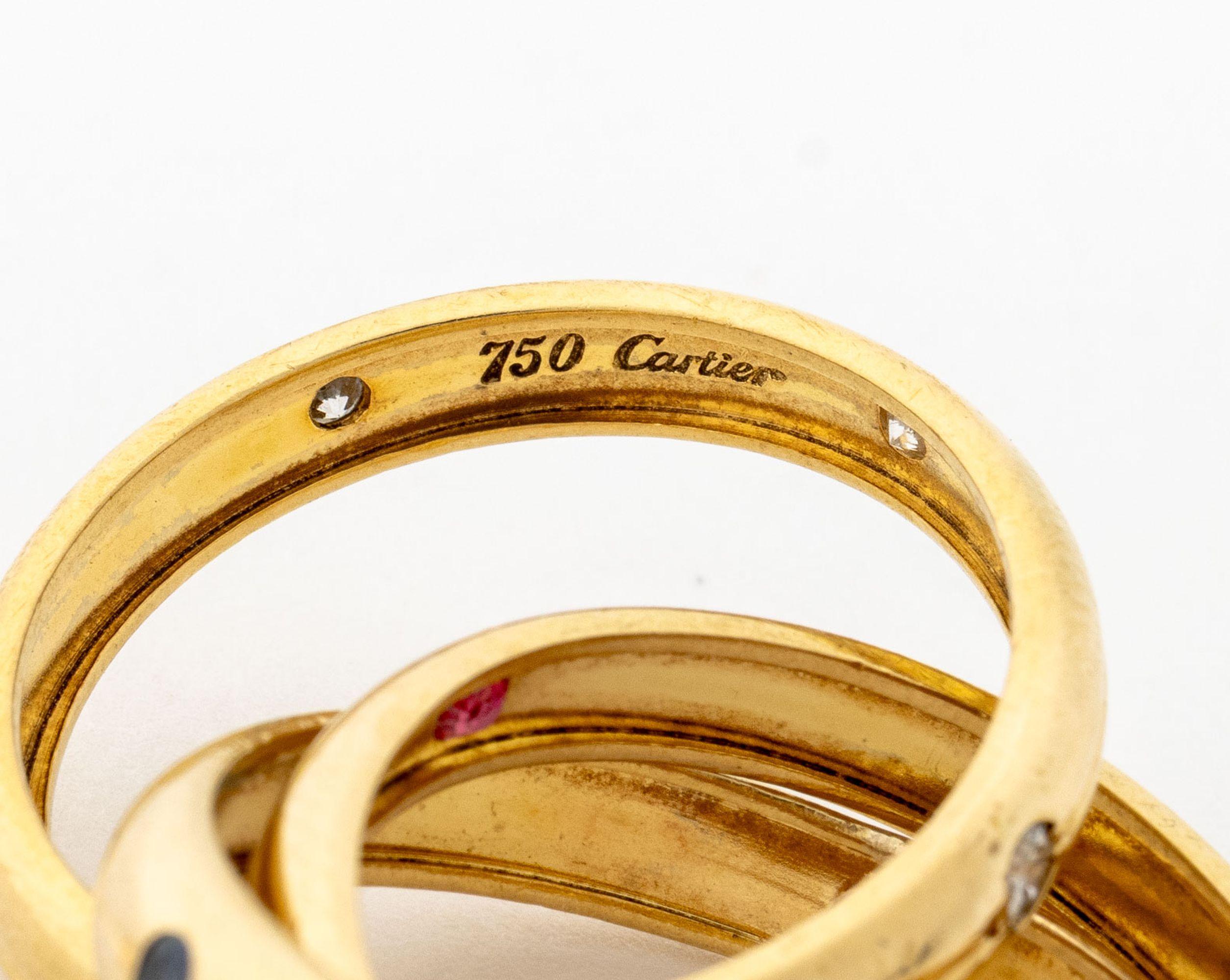 Bague trinité en or jaune 18 carats rubis diamant Unisexe en vente