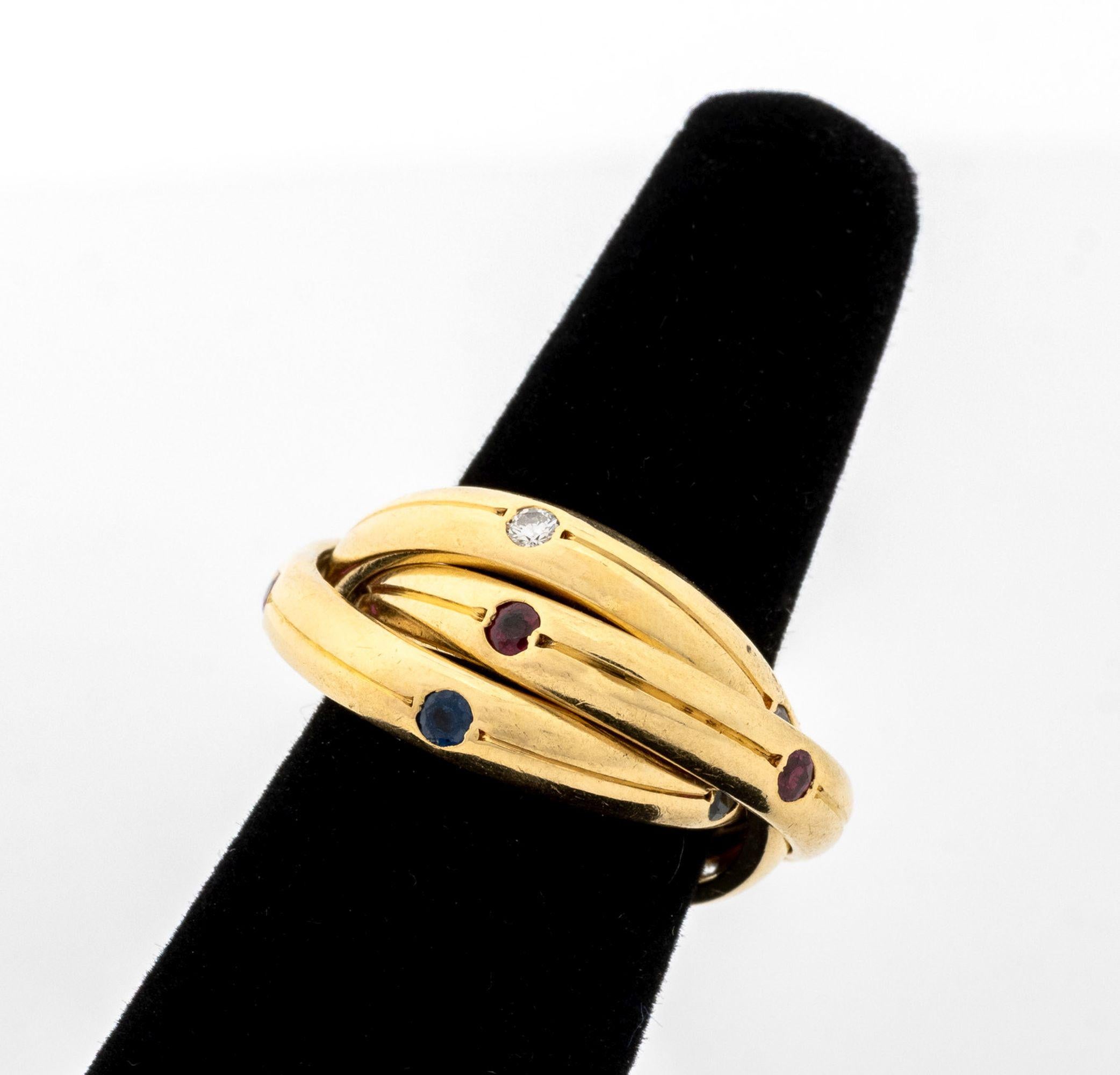 Bague trinité en or jaune 18 carats rubis diamant en vente 1