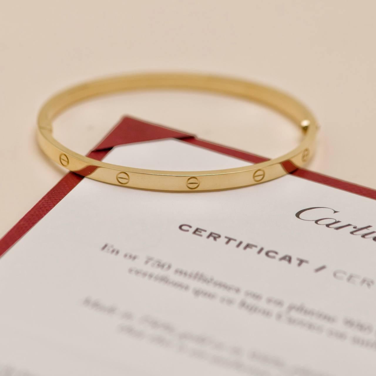 Bracelet petit modèle en or jaune 18K de Cartier Taille 17 en vente 1