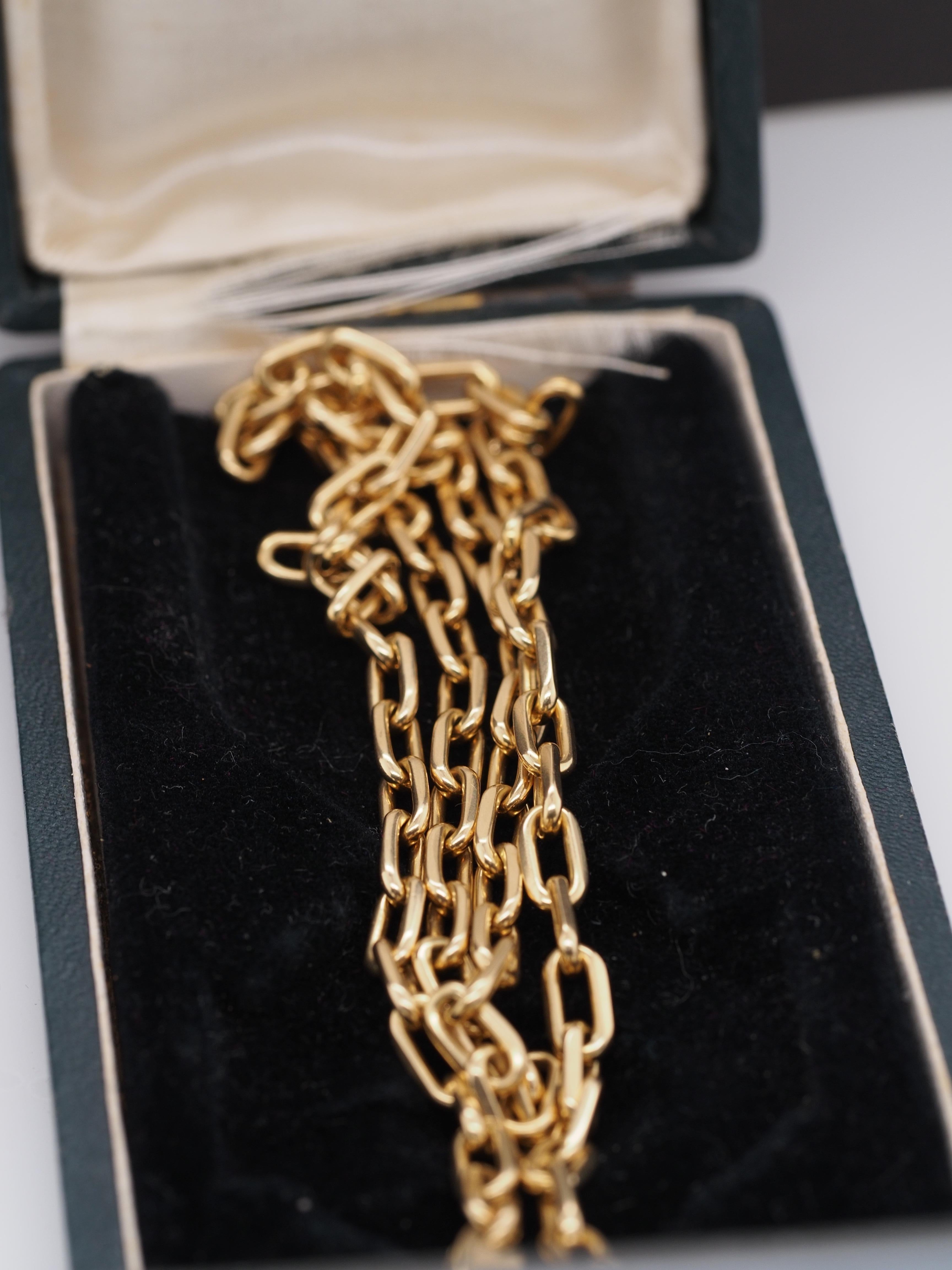 Artikel-Details:

Metall Typ: 18k Gelbgold [Gepunzt und geprüft]
Gewicht: 32.1 Gramm

Länge: 22 Zoll

Zustand: Ausgezeichnet



Details zu Zahlung und Rückerstattung:
Weitere Bilder auf Anfrage erhältlich

Zahlung per
