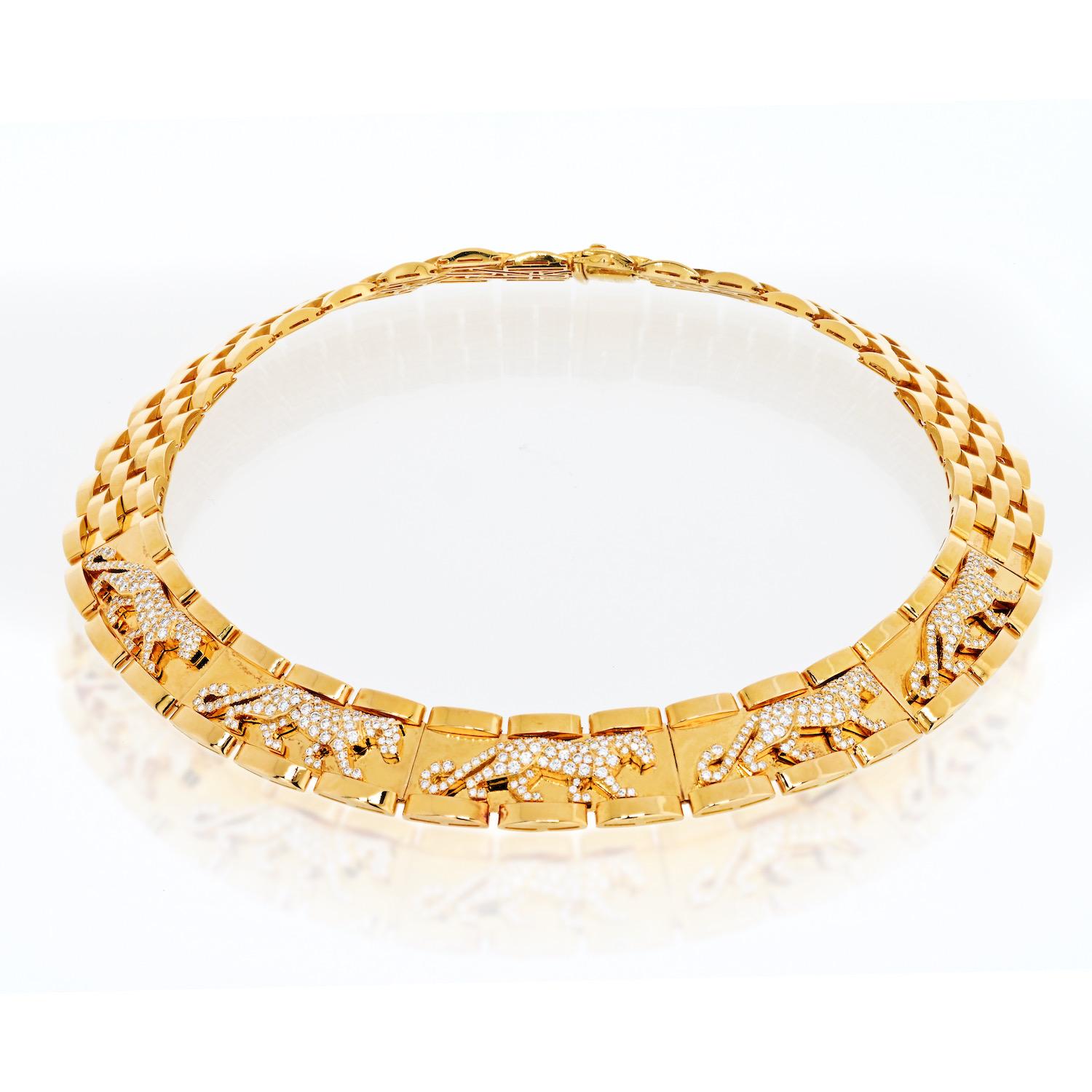 Cartier 18K Yellow Gold Walking Panthere Maillon Necklace In Excellent Condition In New York, NY