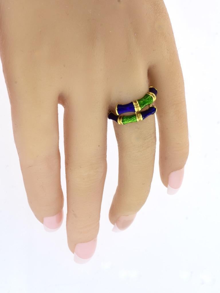 Bague Vintage en or jaune 18K avec émail bleu et vert de Cartier en vente 1