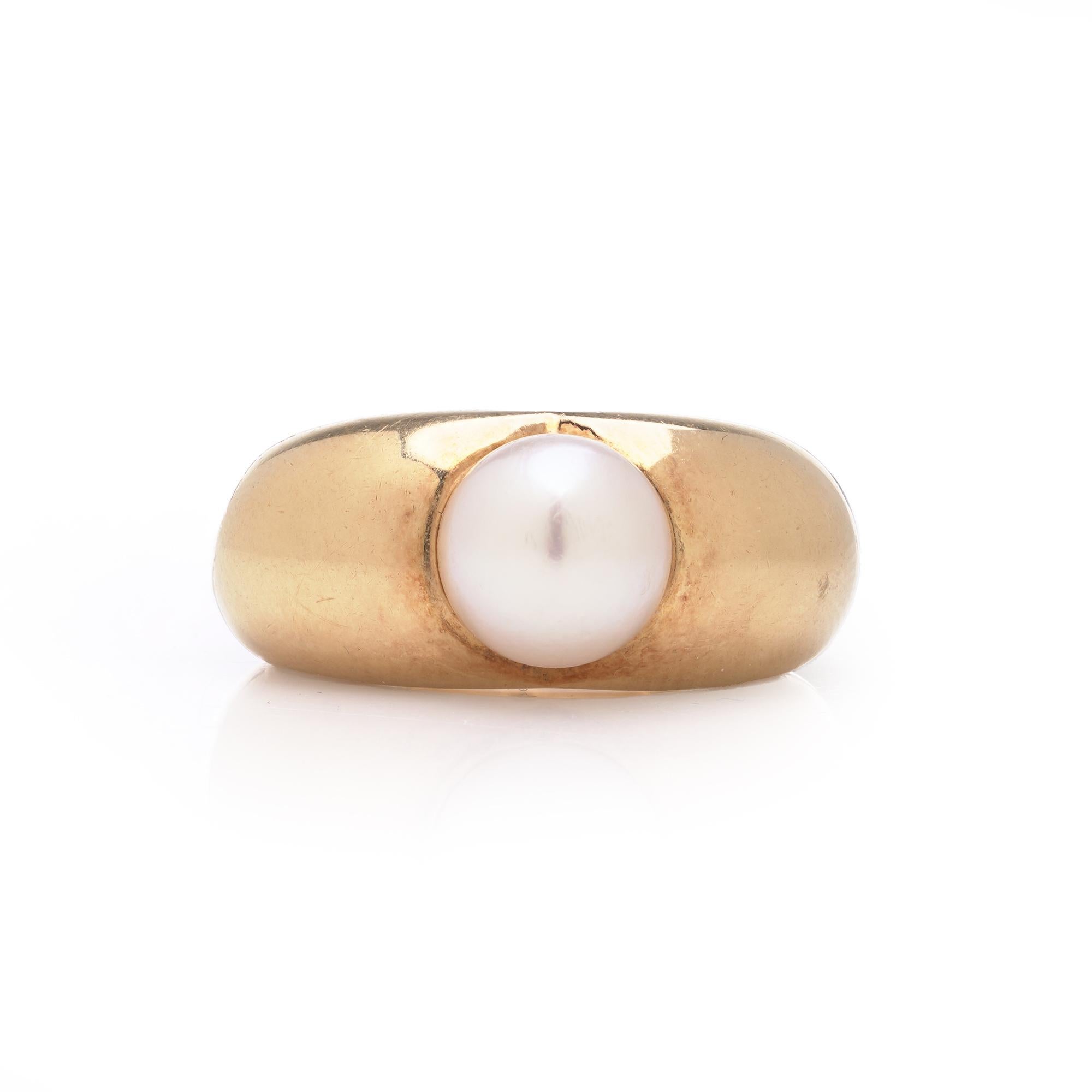 Taglio rotondo Anello con perle a forma di cuore in oro 18kt di Cartier - CIRCA ANNI 70 in vendita