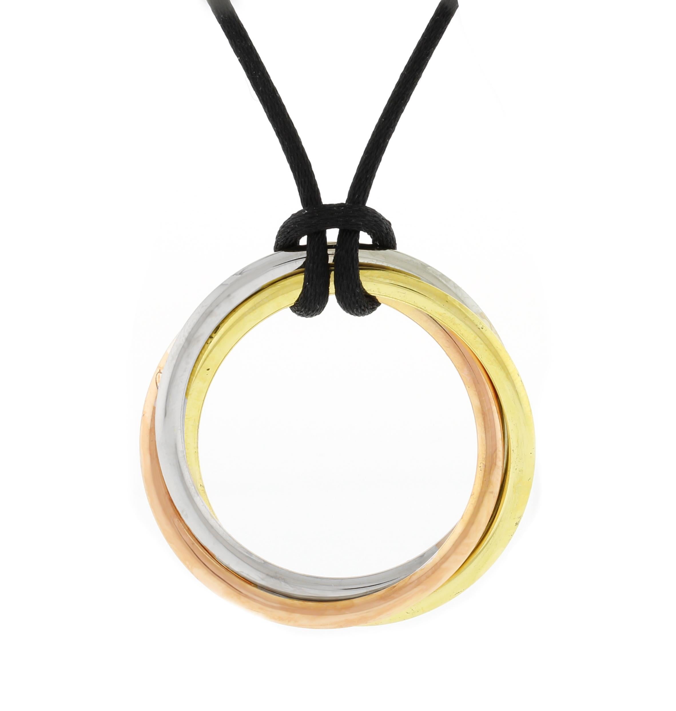 Cartier, grand collier pendentif Trinity tricolore 18 carats Unisexe en vente