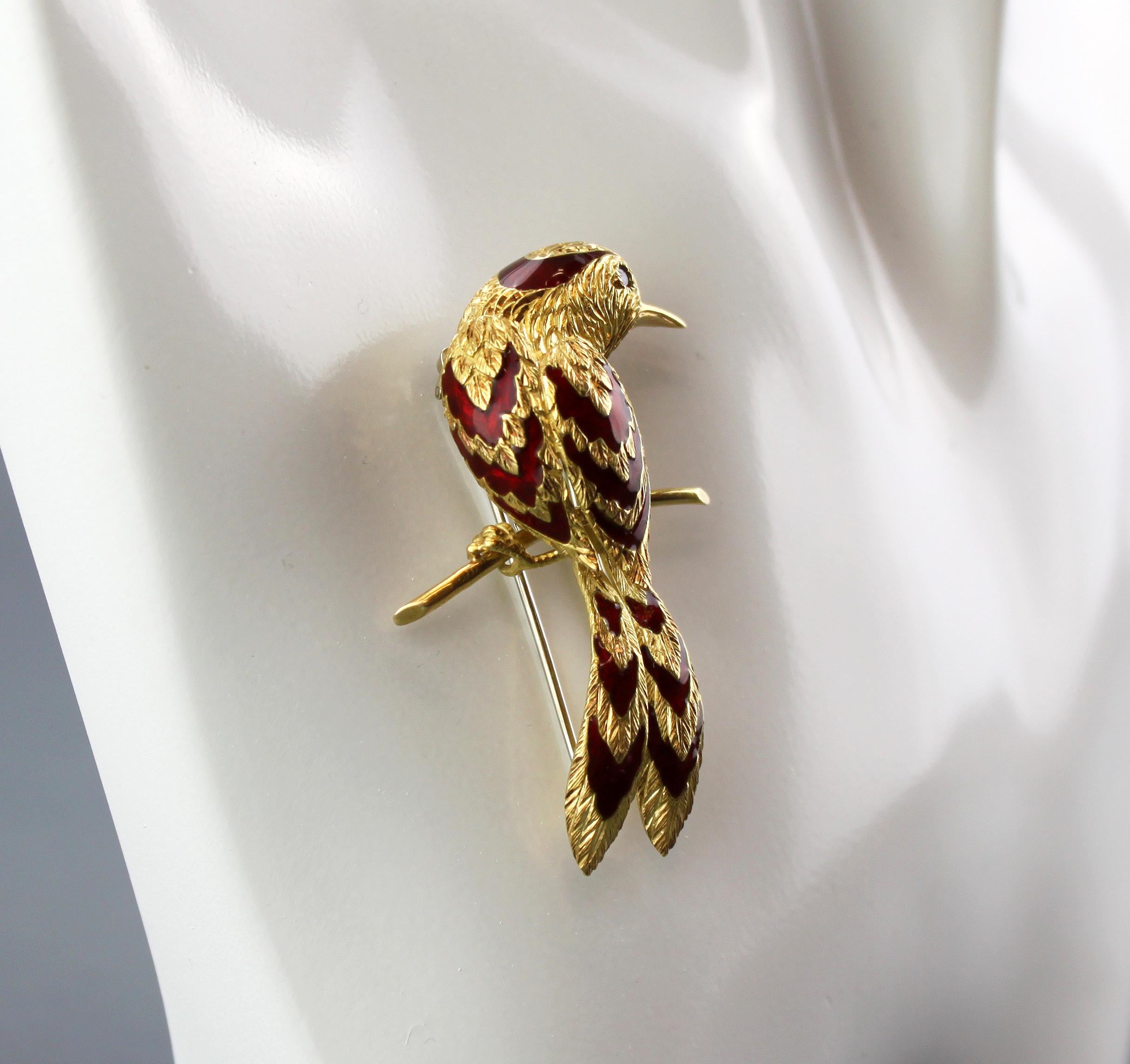 Women's Cartier 18 Karat Yellow Gold Bird Brooch, France, Paris, 1990s