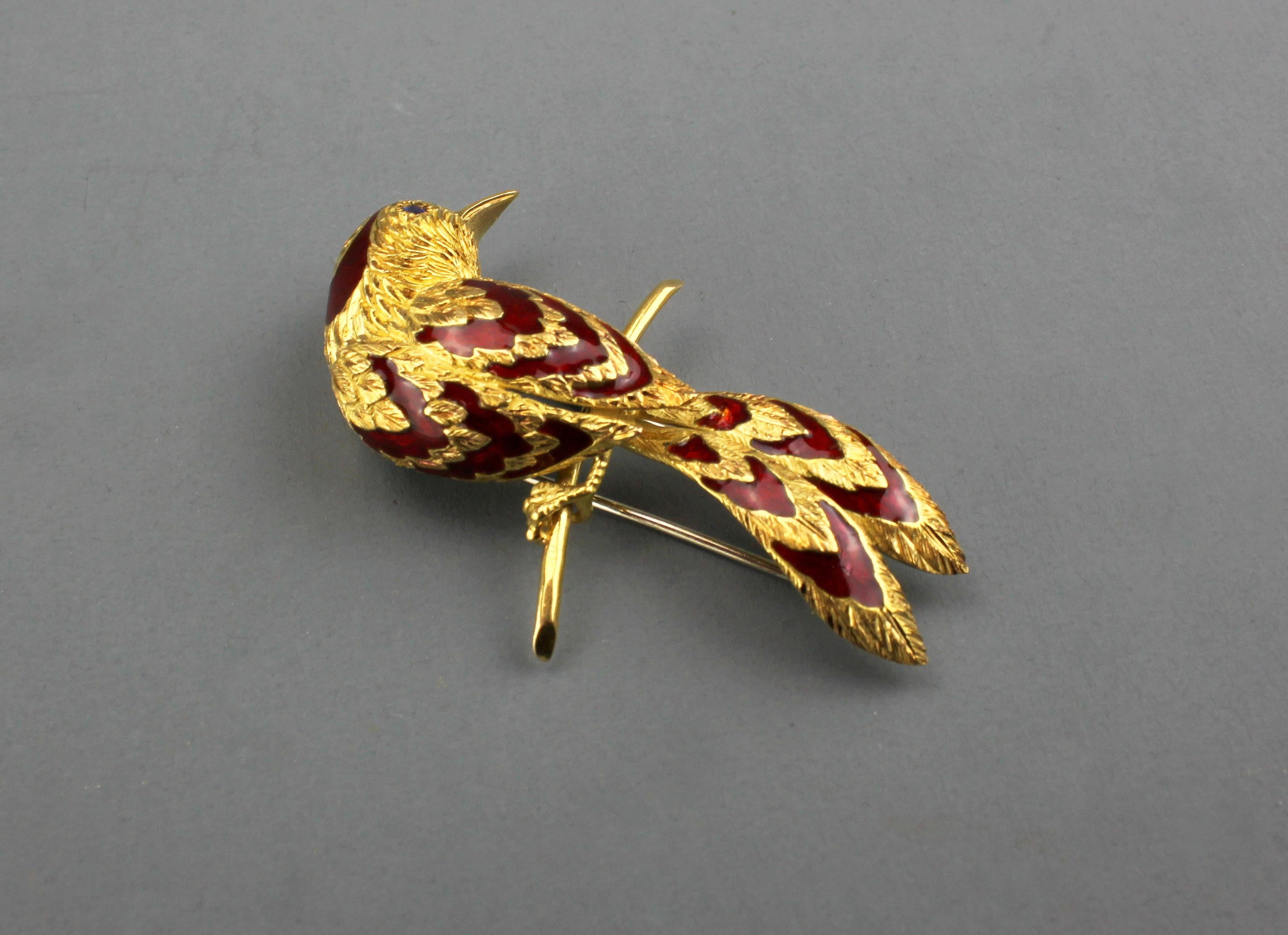 Cartier 18 Karat Yellow Gold Bird Brooch, France, Paris, 1990s 1