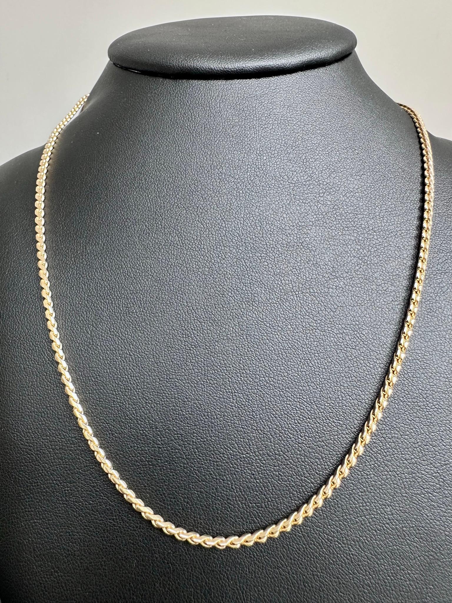 CARTIER 18kt Yellow Gold Chain In Excellent Condition For Sale In Esch-Sur-Alzette, LU