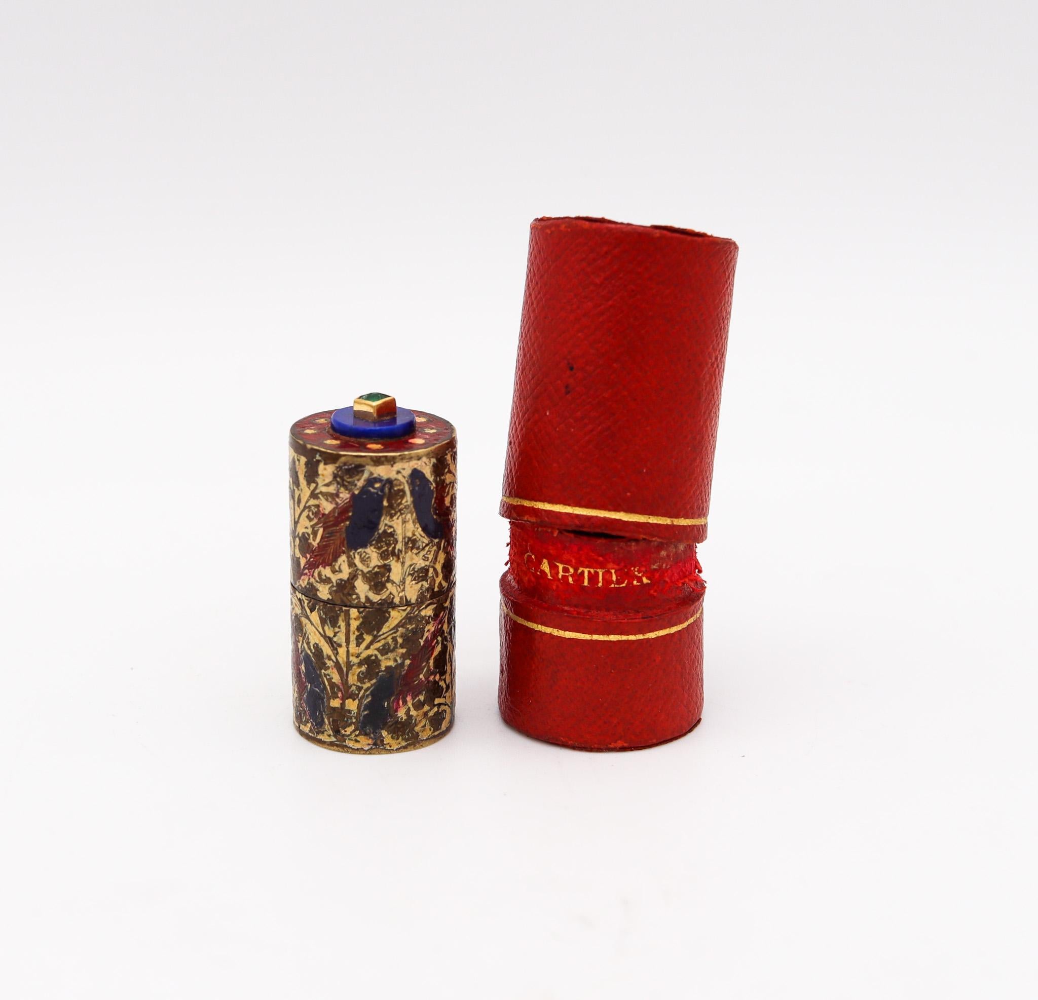Mughal ladies Tom Pouce lighter designed by Cartier.

Fabulous and extremely rare ladies cylindrical gasoline lighter. Created in Paris during the art deco period by the house of Cartier, back in the middle of the 1920's. This miniature Tom Pouce