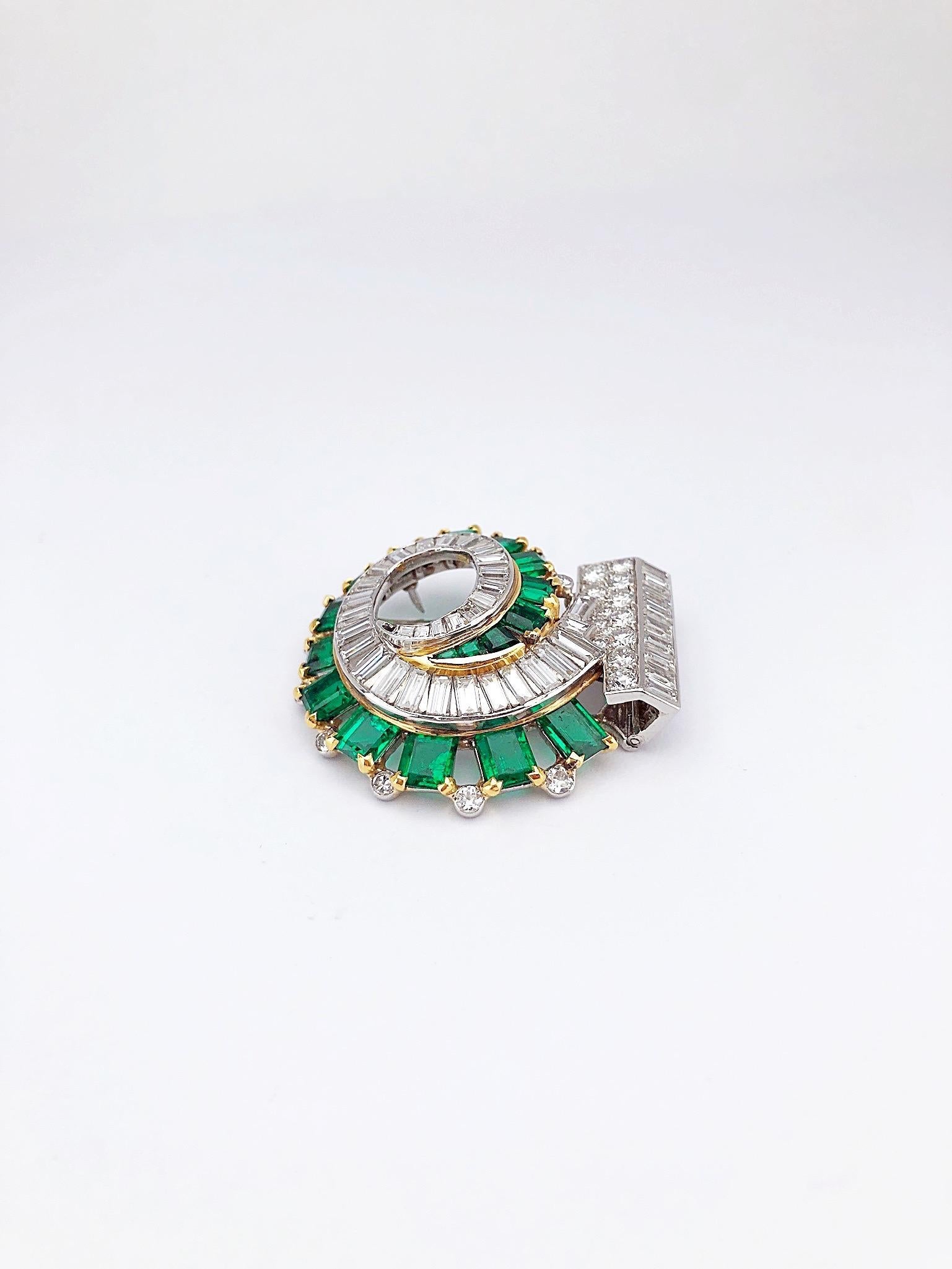 Cartier London 1930er Jahre Diamant-Smaragd-Clip (Art déco) im Angebot
