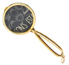 Cartier 1940's 14 Karat Yellow Gold Magnifying Glass Vintage Pendant