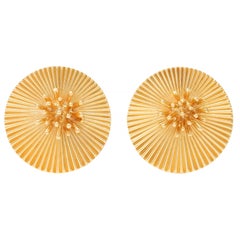 Cartier 1950's 18 Karat Yellow Gold Vintage Modernist Disk Earrings