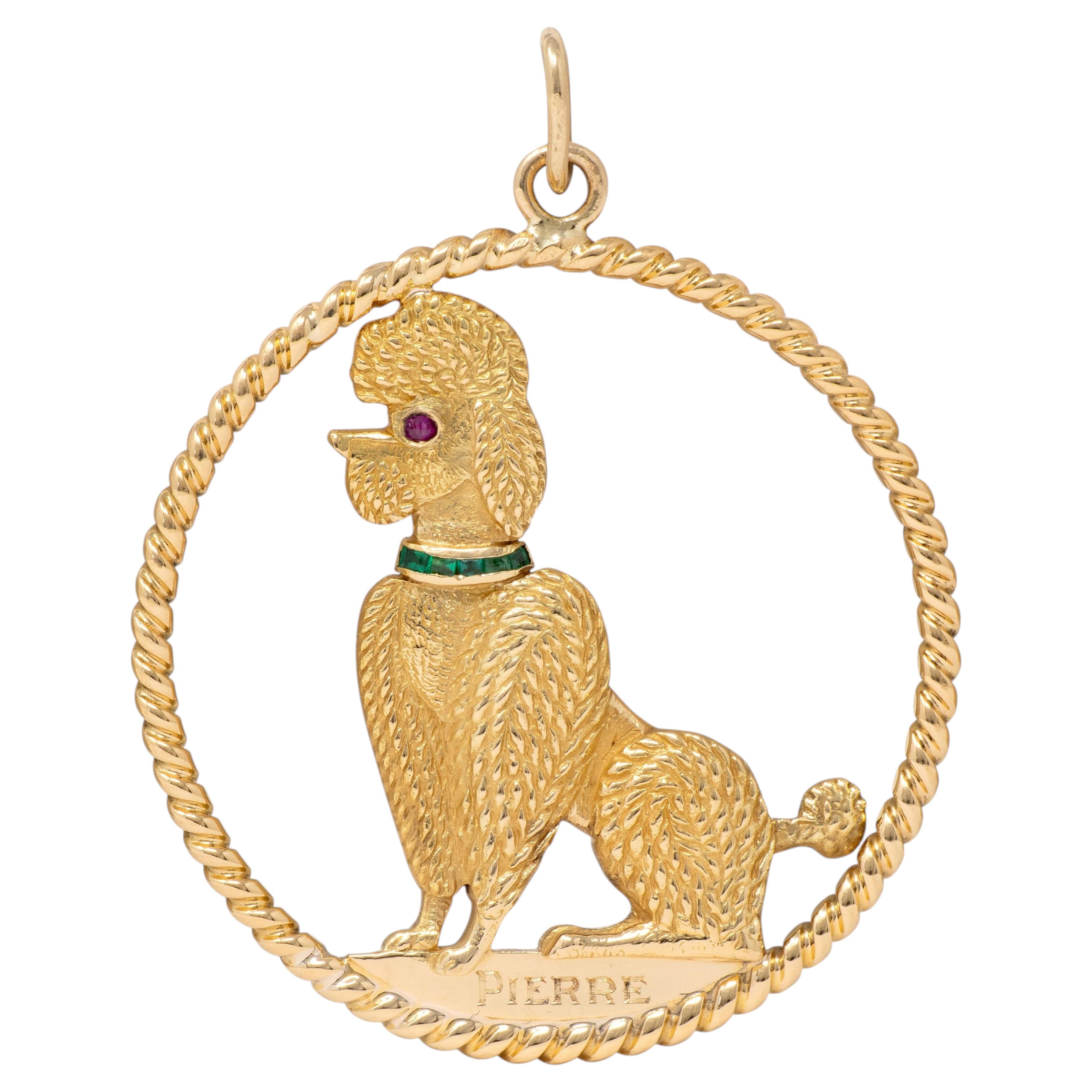 Cartier 1950's Emerald Ruby 18 Karat Yellow Gold Vintage Poodle Dog Pendant For Sale