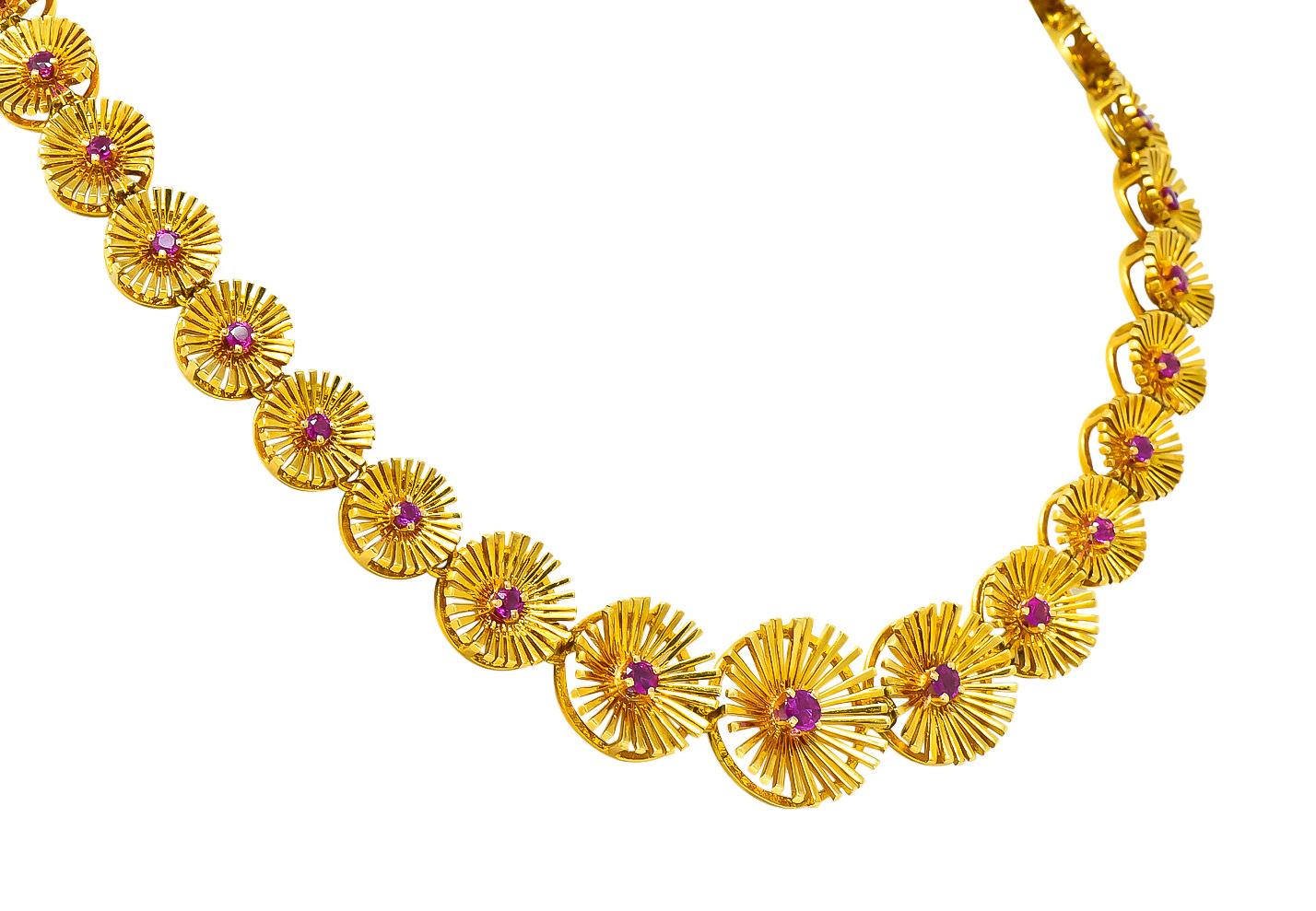 Round Cut Cartier 1950s Retro Ruby 18 Karat Yellow Gold Flower Disc Collar Necklace