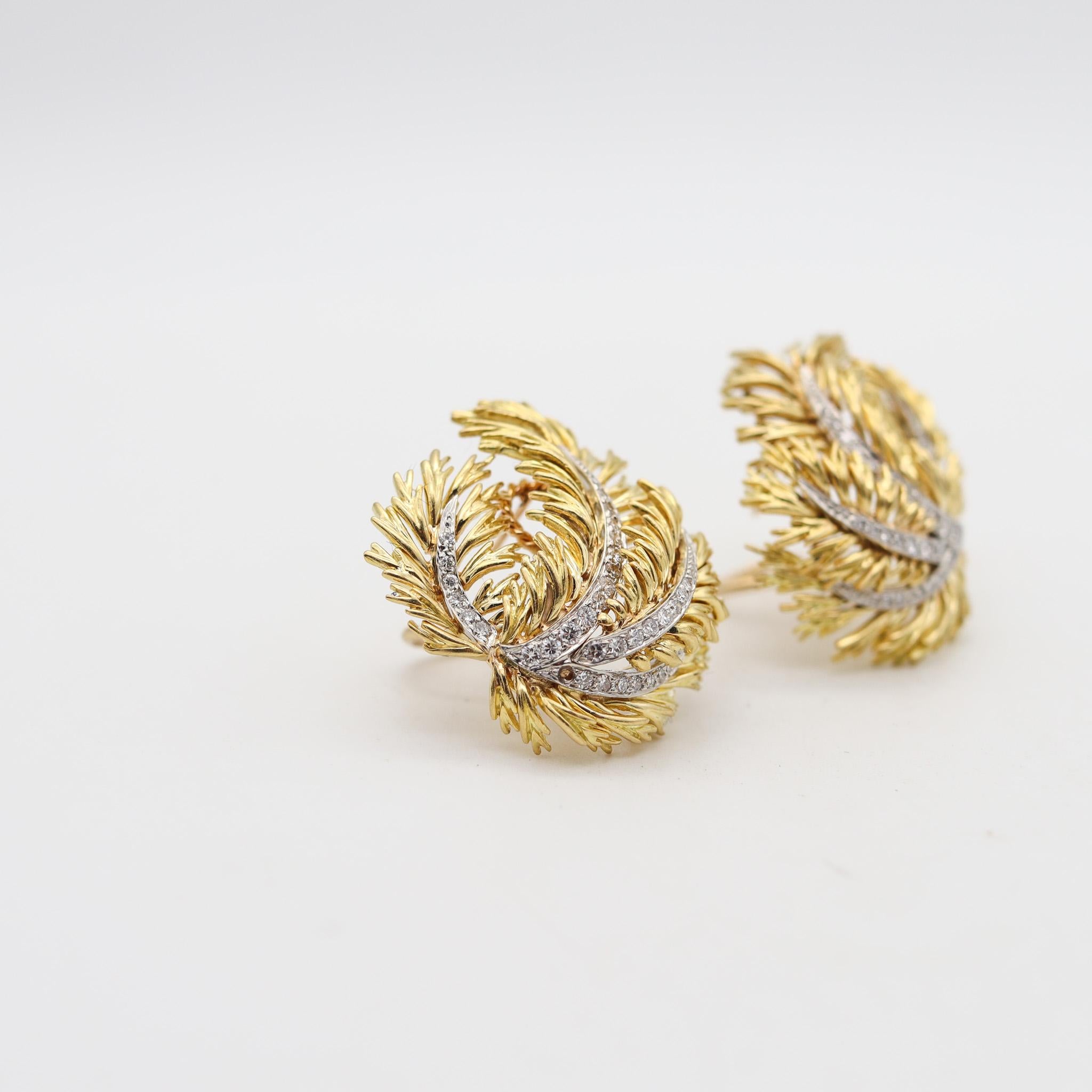 Moderniste Cartier 1960 Clips d'oreilles en or jaune 18 carats avec 1,76 carat de diamants VS