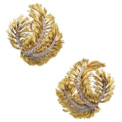 Retro Cartier 1960 Clips Earrings In 18Kt Yellow Gold With 1.76 Ctw In VS Diamonds