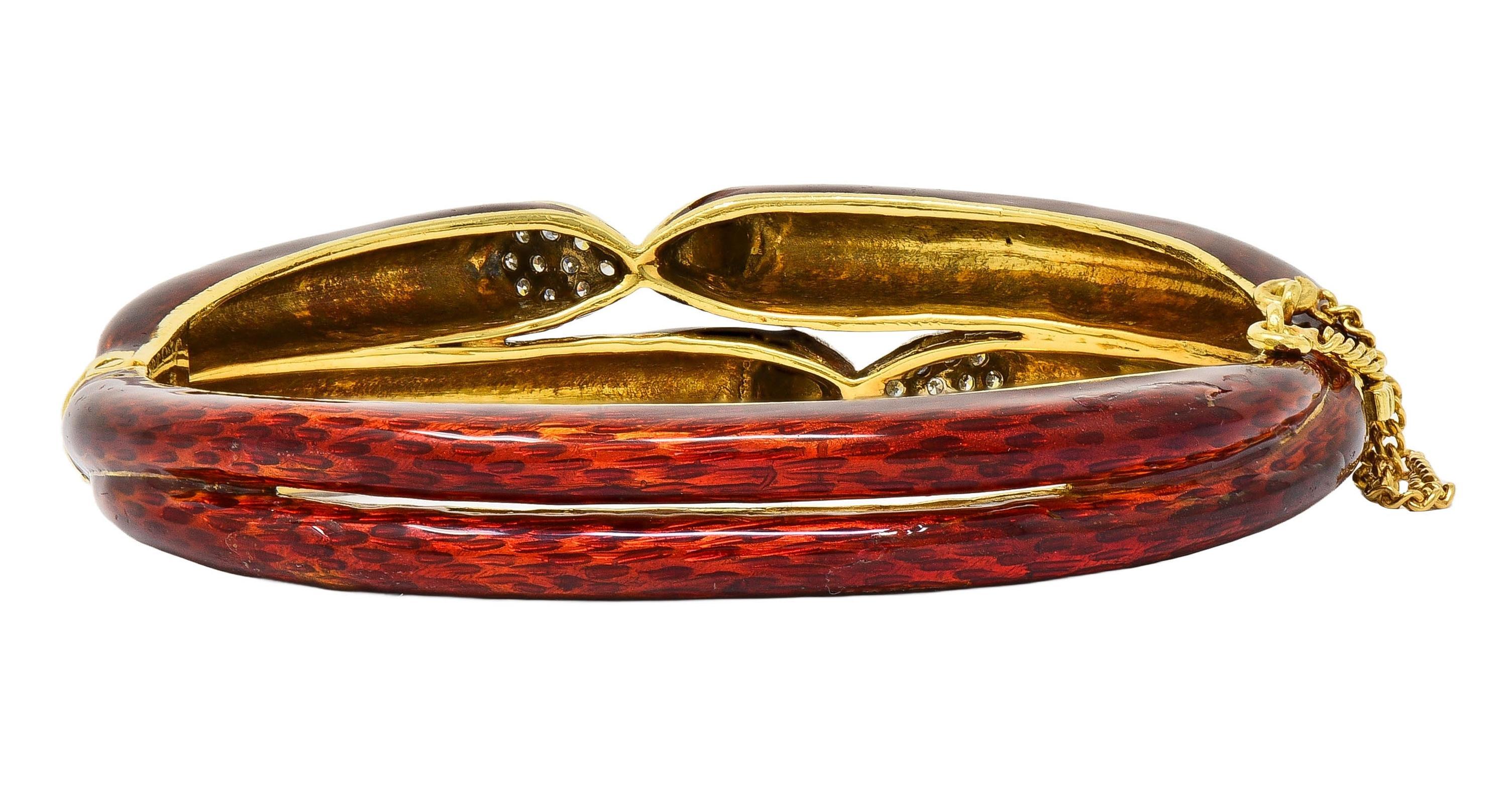 Cartier, bracelet jonc vintage en or 18 carats, émail rouge et diamants, années 1960 en vente 1