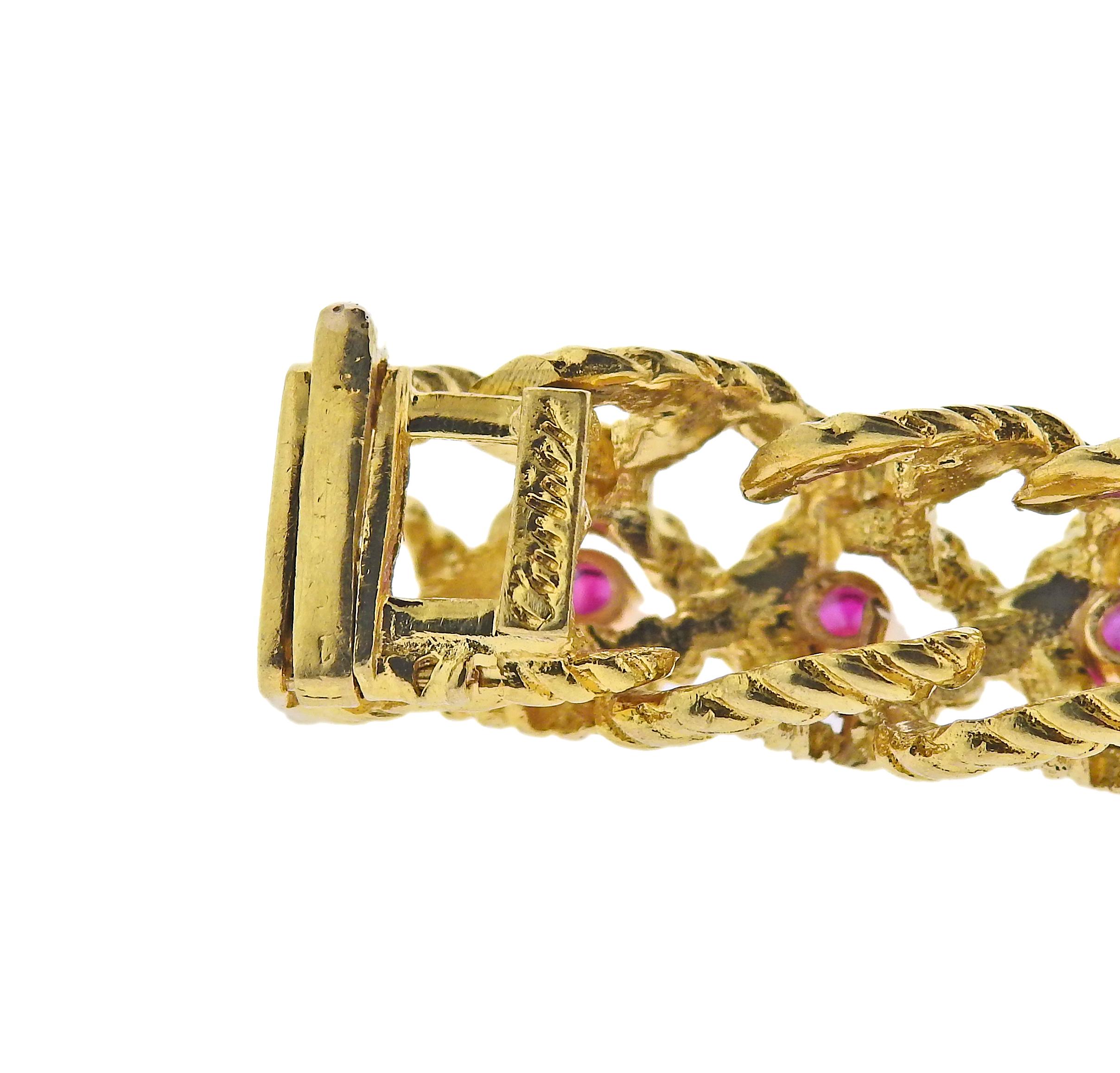 Cartier Bracelet en or et rubis des années 1960 Excellent état - En vente à New York, NY