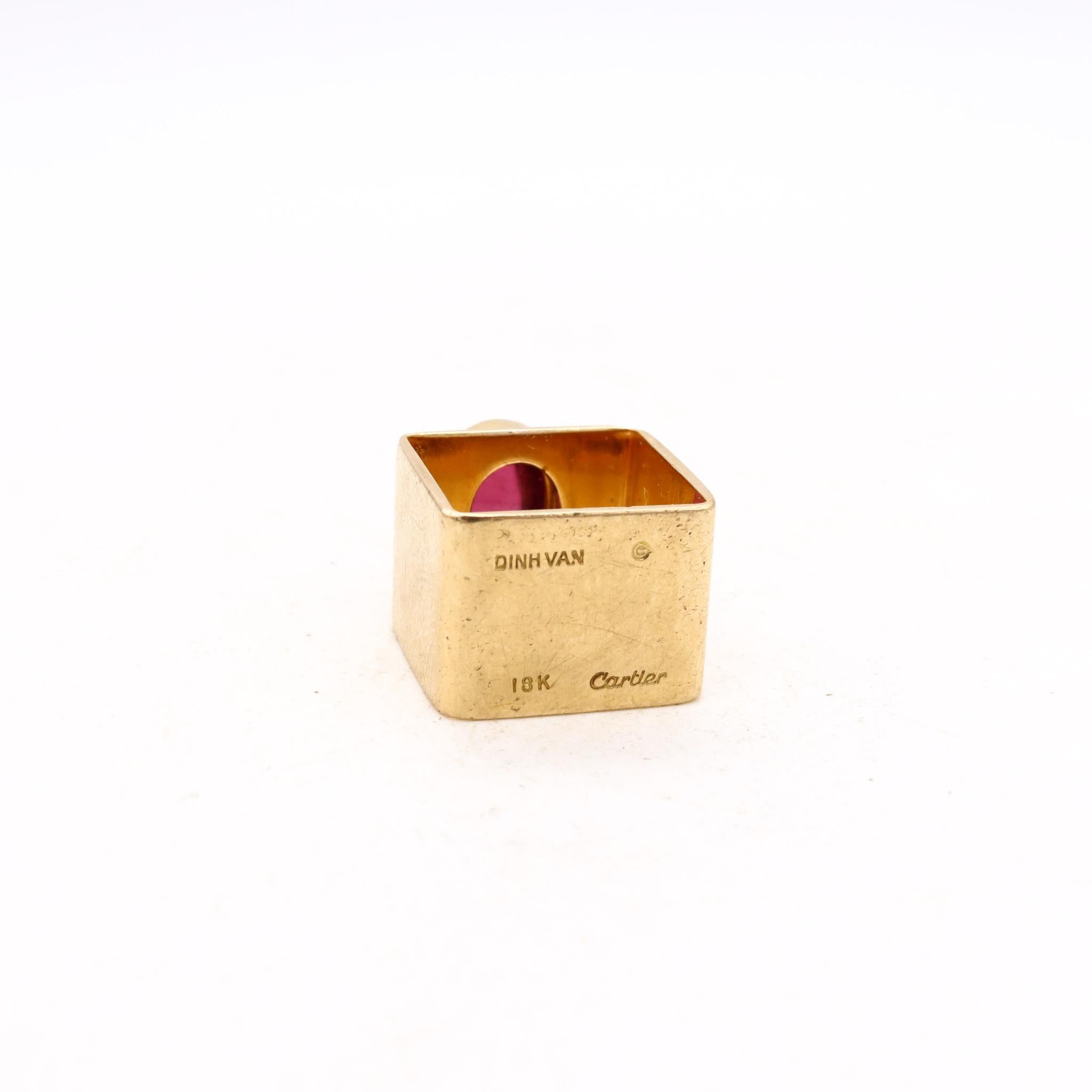 Cartier 1968 Paris Dinh Van 18Kt Gold Geometric Ring 3.27 Cts Red Tourmaline For Sale 2