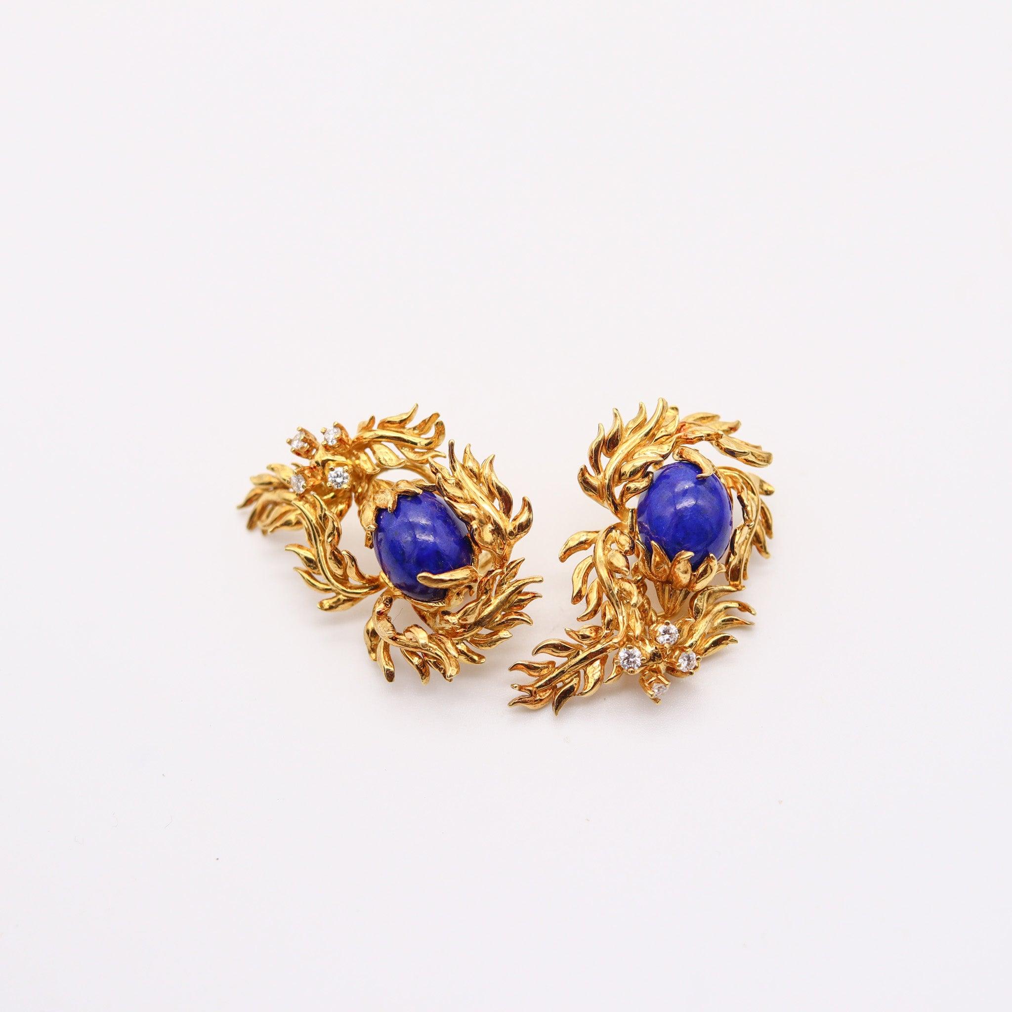 CARTIER 1969 Aldo Cipullo Clips Ohrringe aus 18 Karat Gelbgold, Lapislazuli und Diamanten (Cabochon) im Angebot