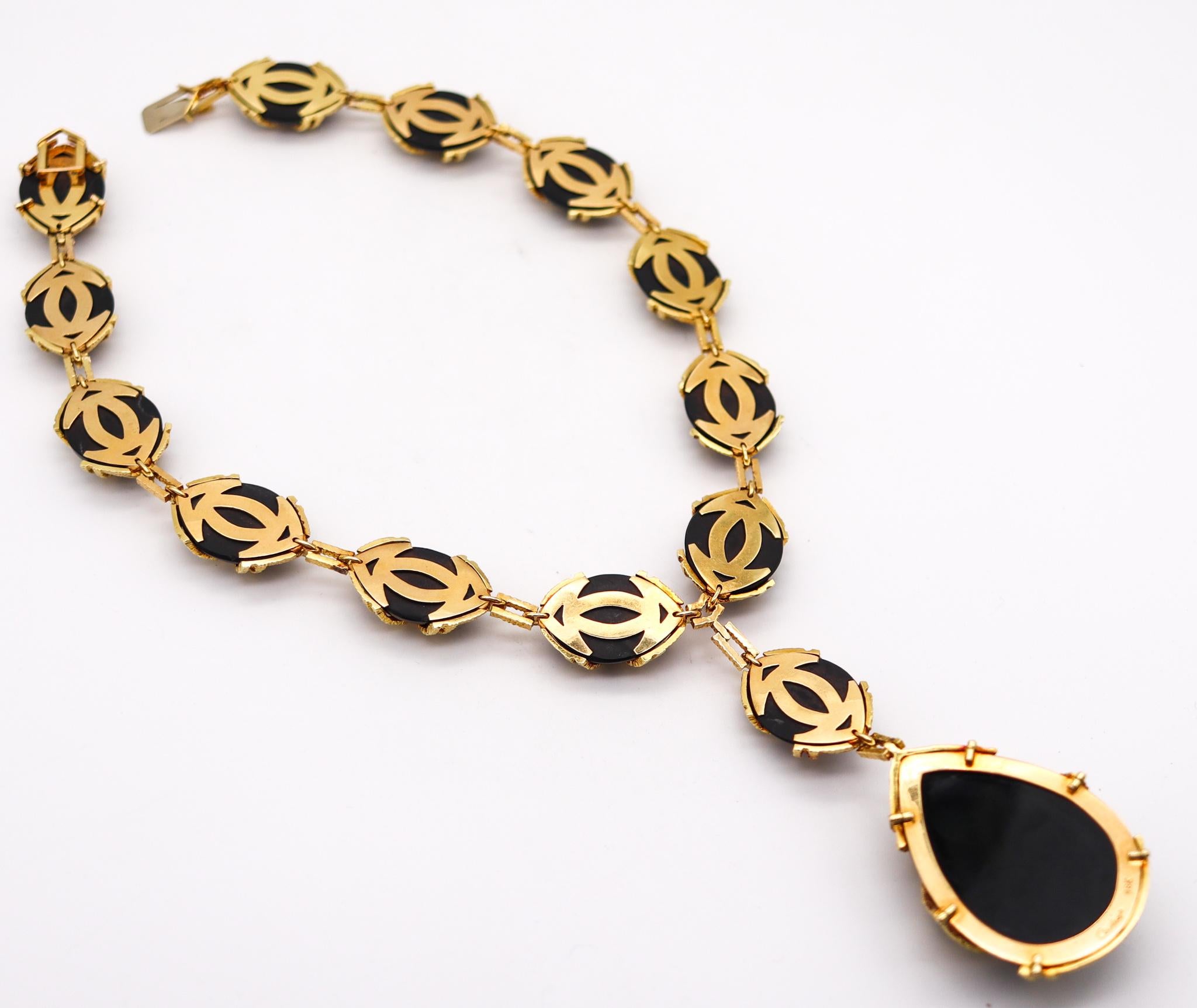 Cartier 1969 Retro Modernist Necklace & Earring Suite in 18kt Gold & Black Jade In Excellent Condition In Miami, FL