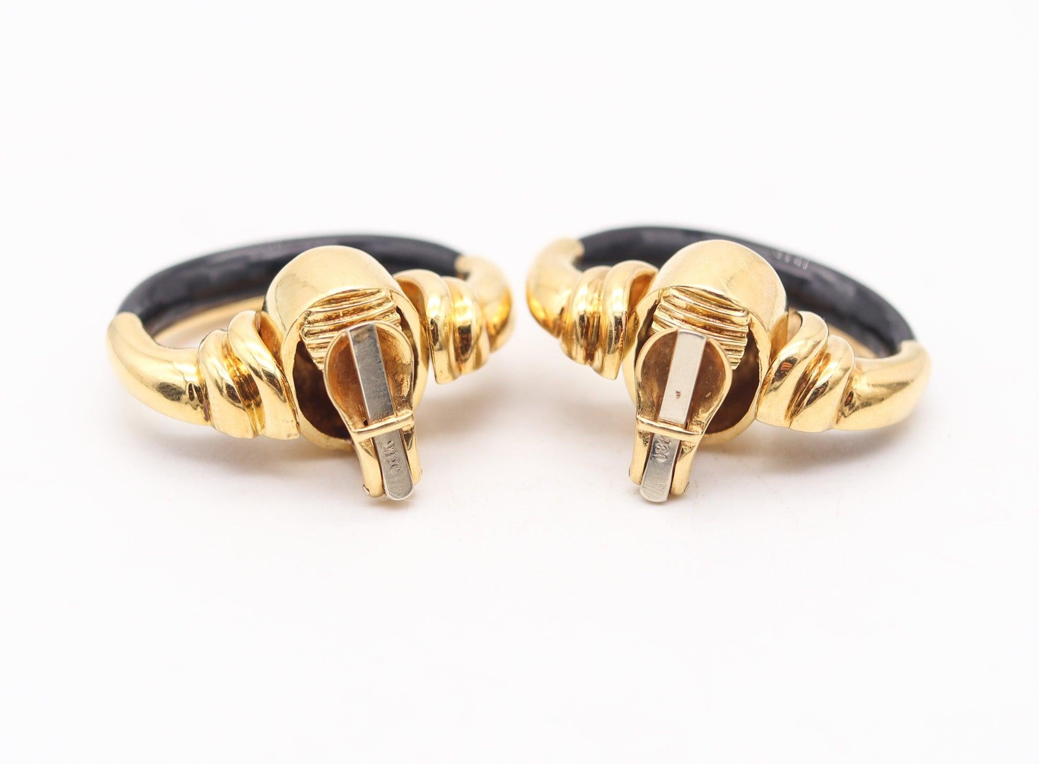 Donna CARTIER 1970 Aldo Cipullo for Cartier Orecchini in oro 18Kt con onice in vendita